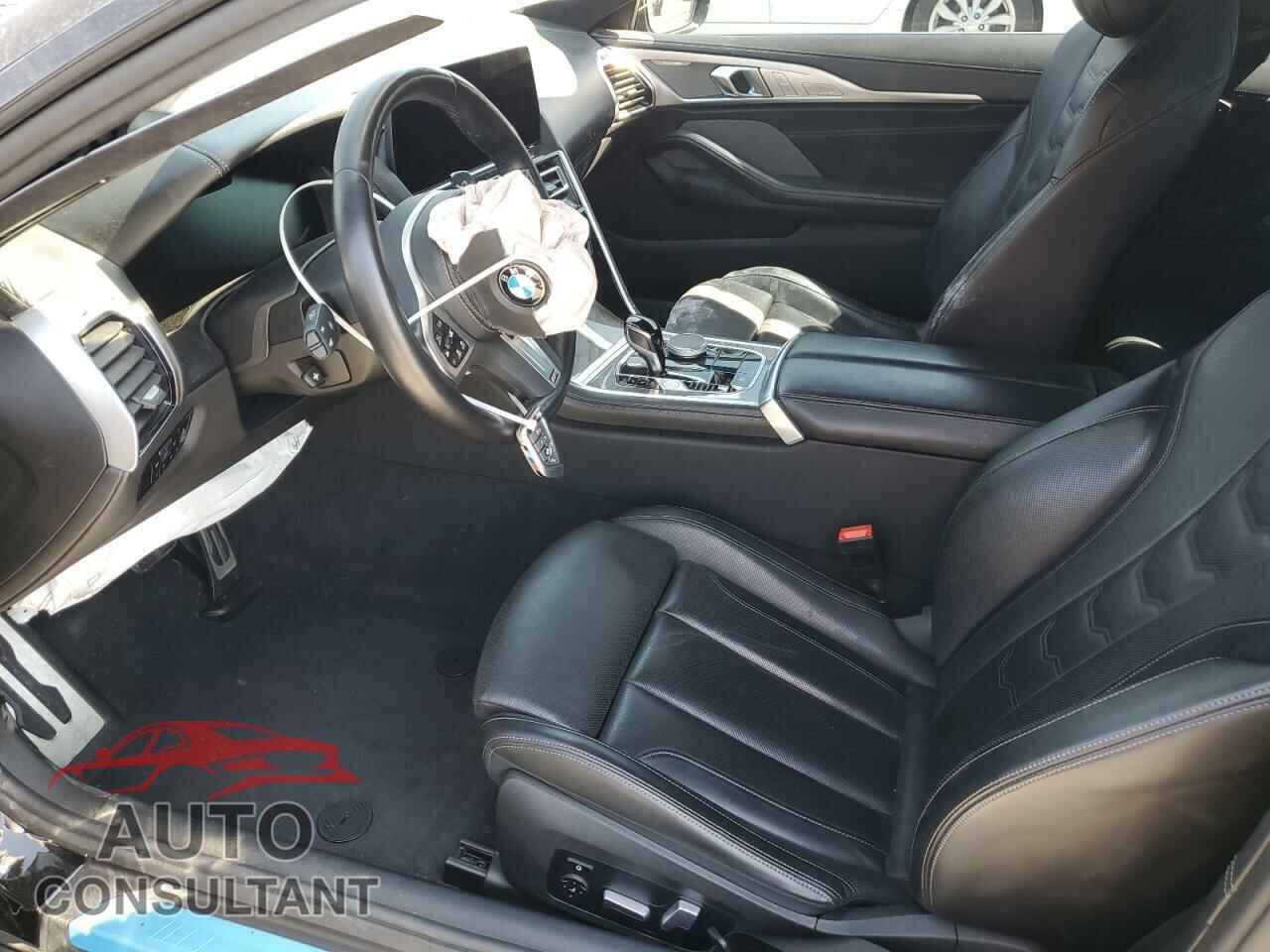 BMW 8 SERIES 2024 - WBAAE4C05RCN32734