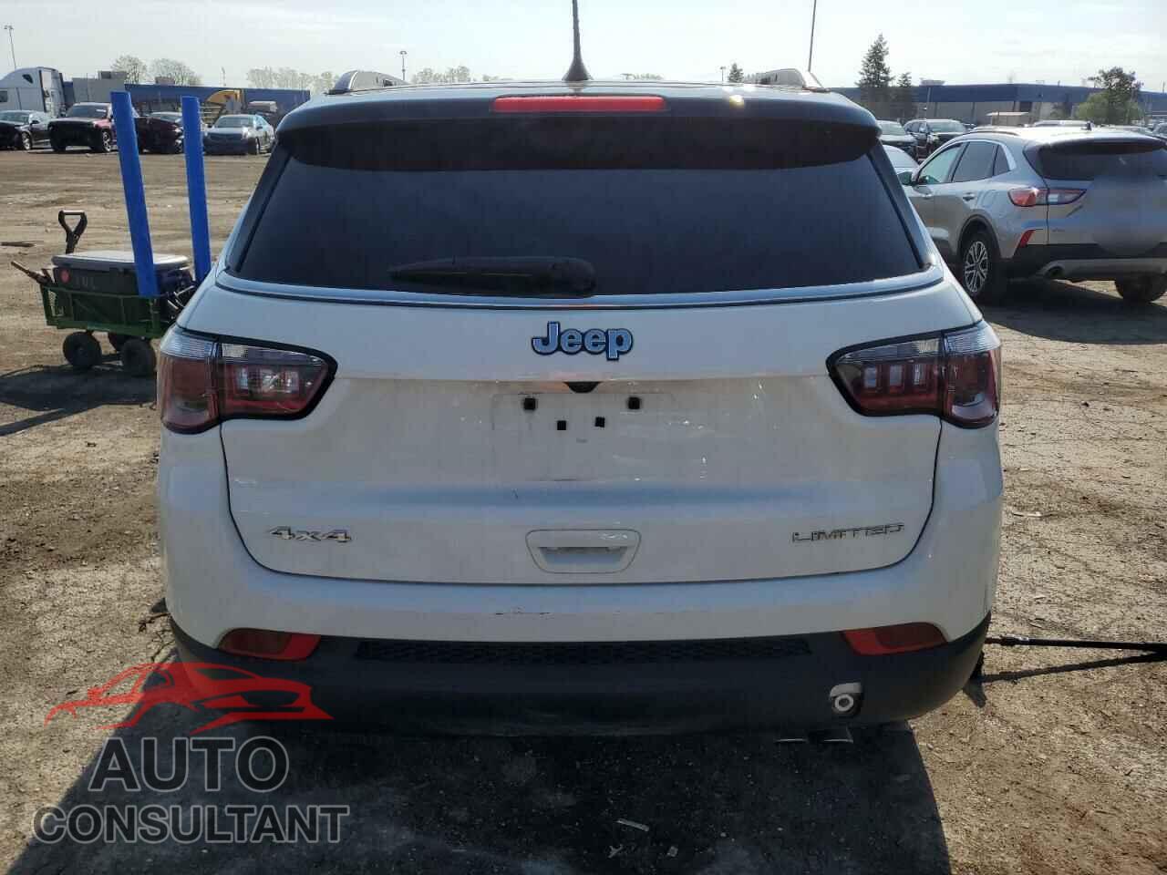 JEEP COMPASS 2020 - 3C4NJDCB5LT261025