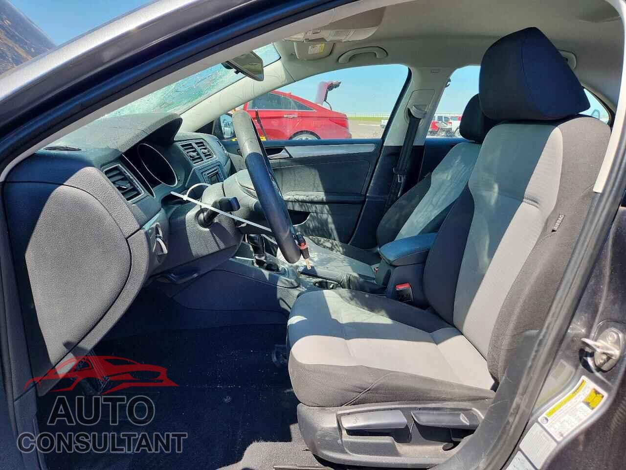 VOLKSWAGEN JETTA 2017 - 3VW2B7AJ5HM399416