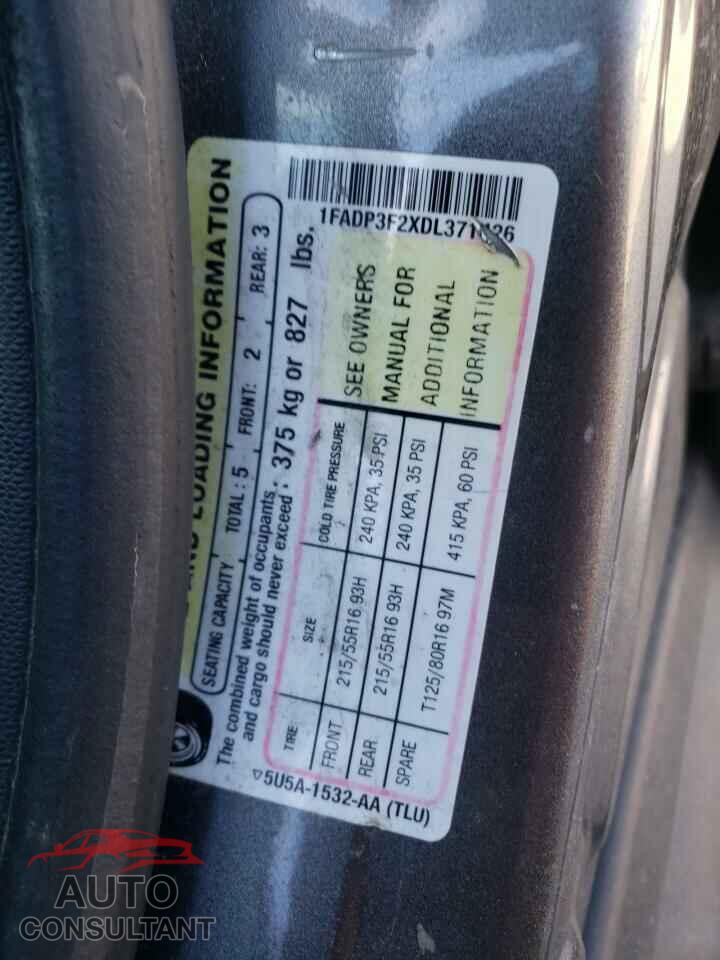 FORD FOCUS 2013 - 1FADP3F2XDL371426
