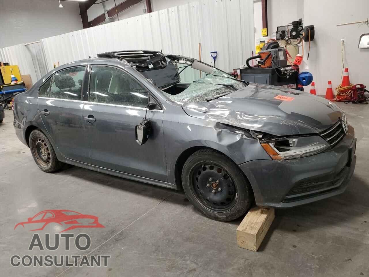 VOLKSWAGEN JETTA 2017 - 3VWB67AJ5HM277479