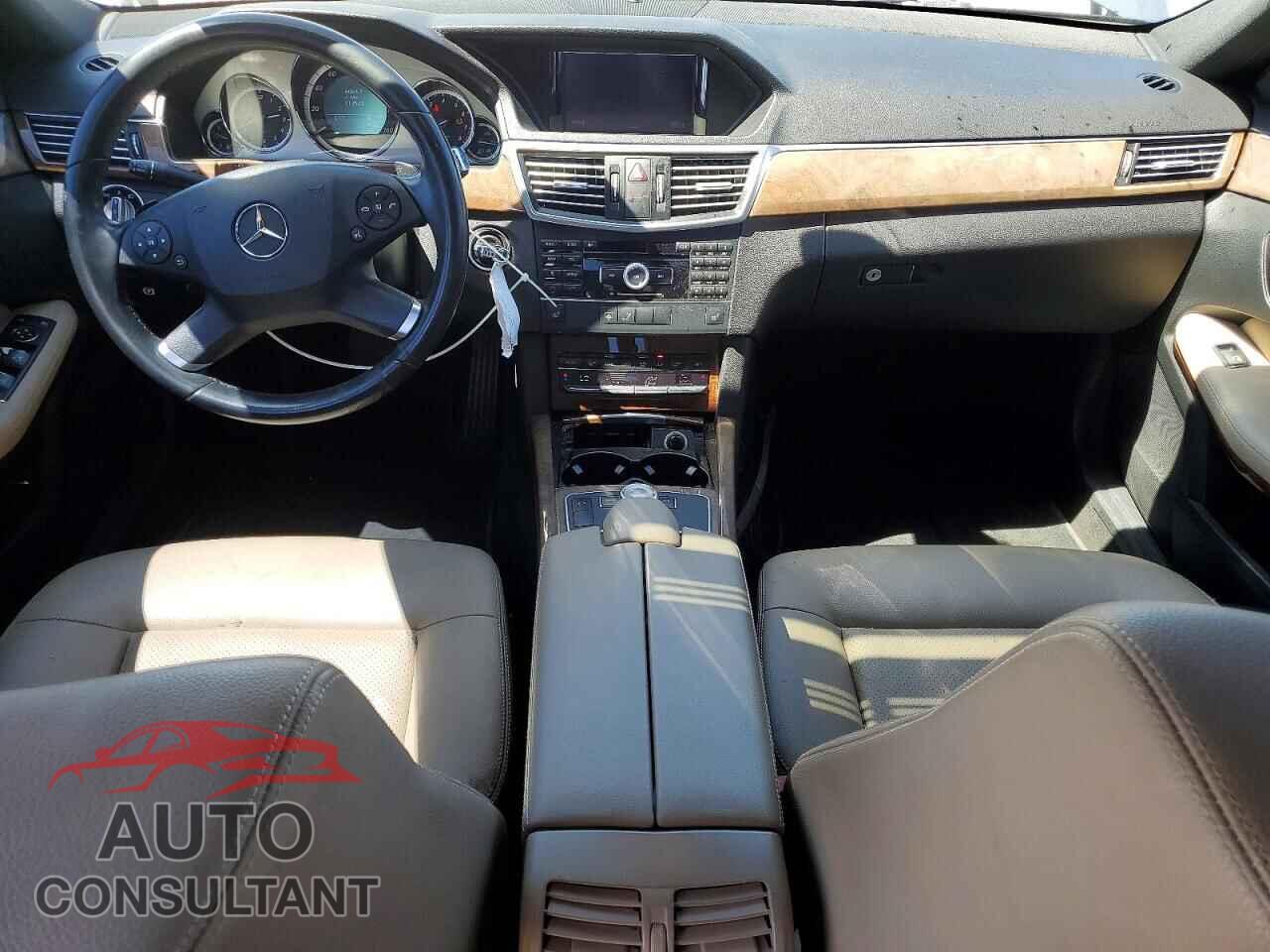 MERCEDES-BENZ E-CLASS 2011 - WDDHF5GB5BA377979