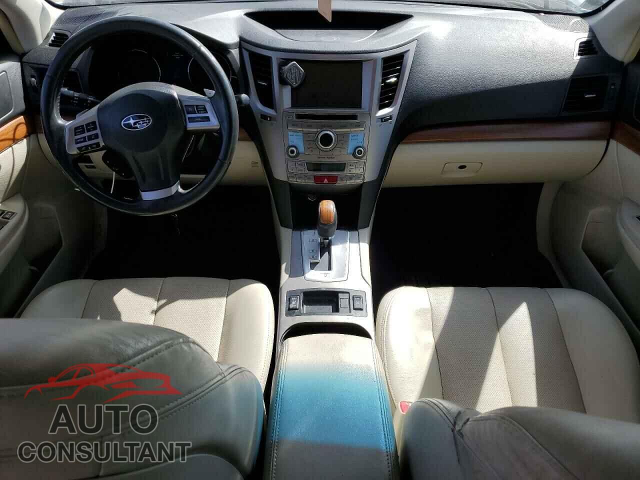 SUBARU OUTBACK 2014 - 4S4BRCMC4E3247737