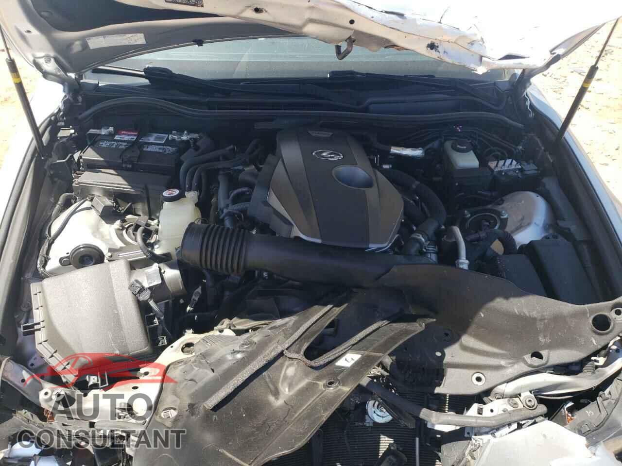 LEXUS IS 2018 - JTHBA1D25J5071432