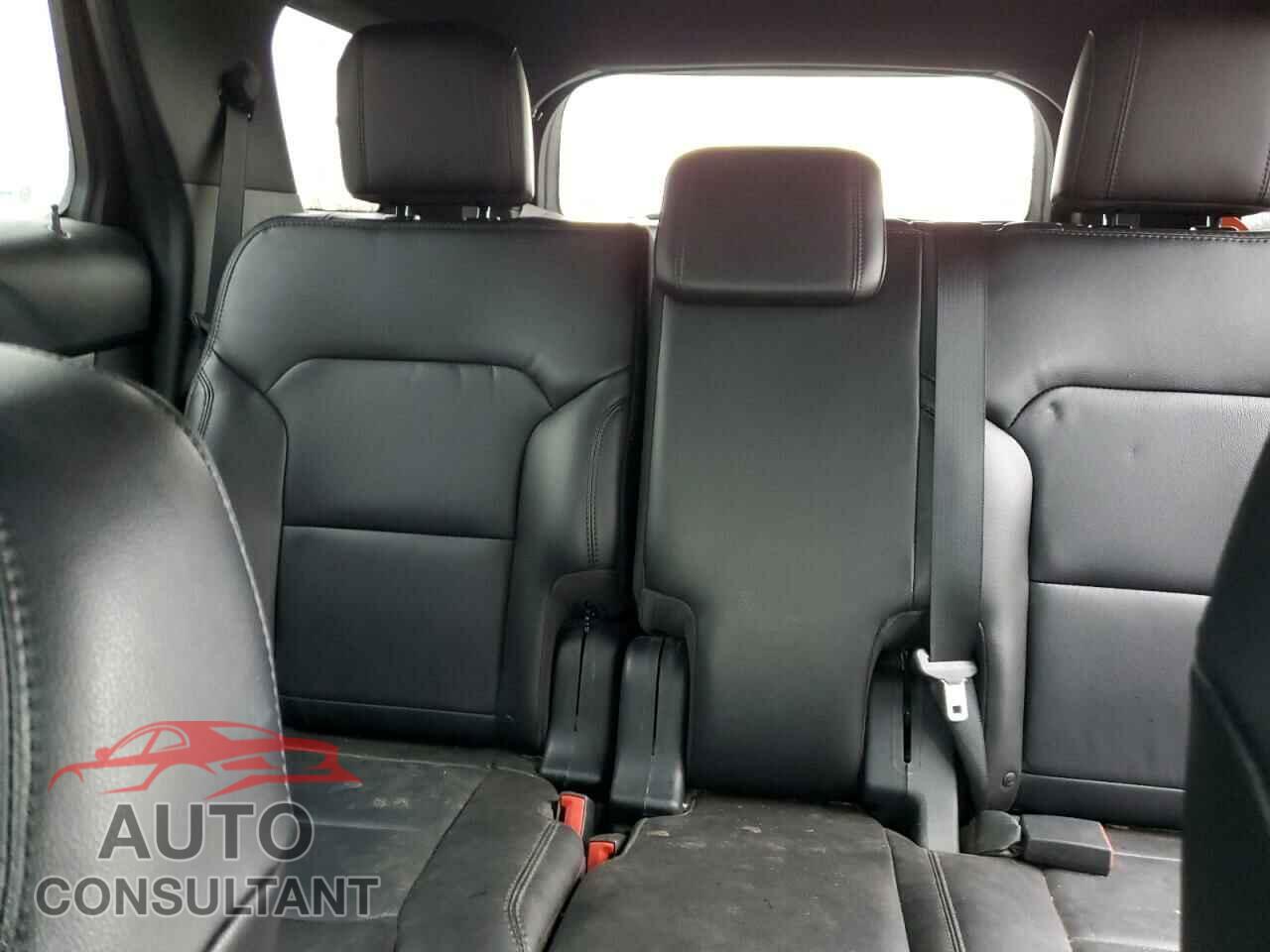 FORD EXPLORER 2018 - 1FM5K7D88JGB65131