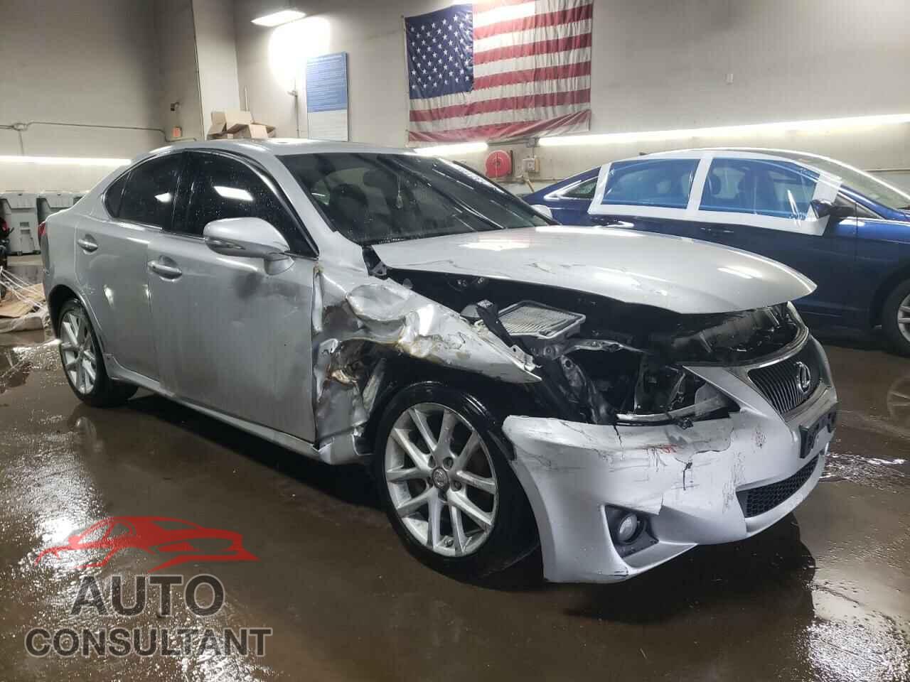 LEXUS IS 2013 - JTHCF5C25D5063740
