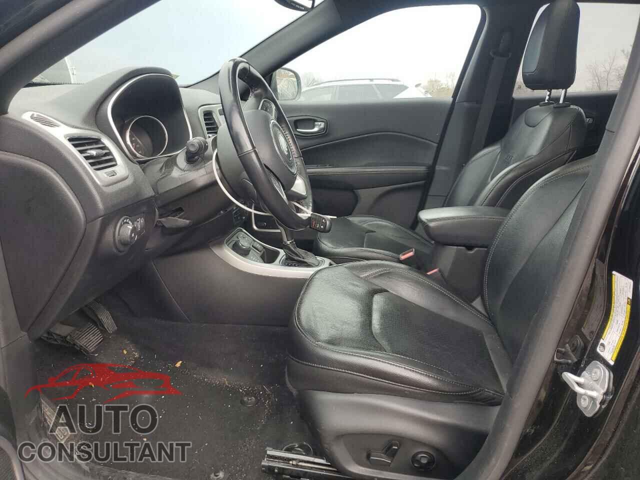 JEEP COMPASS 2020 - 3C4NJDCB5LT104627