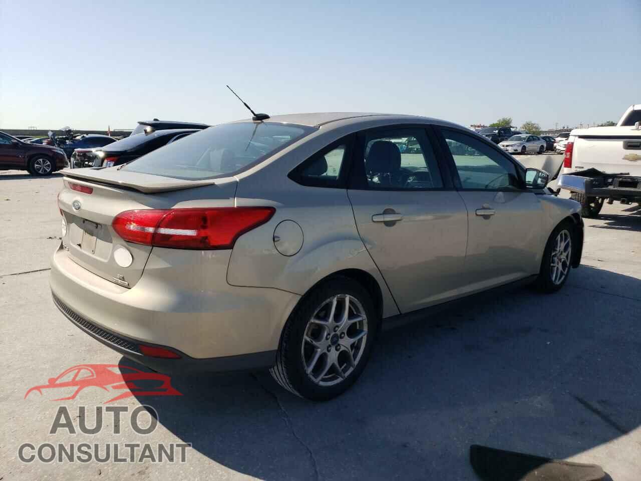 FORD FOCUS 2015 - 1FADP3F2XFL302416