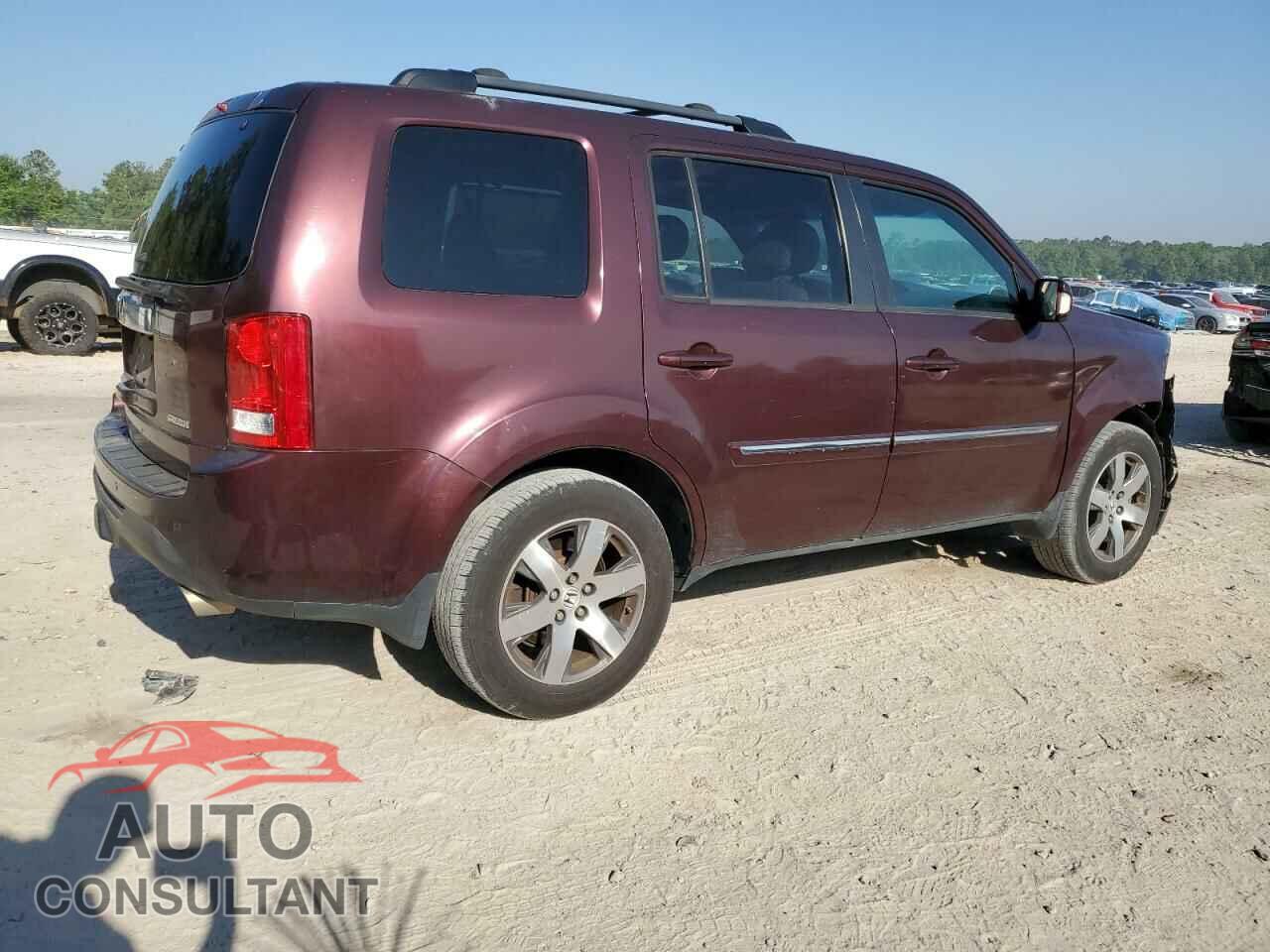 HONDA PILOT 2013 - 5FNYF3H97DB018041