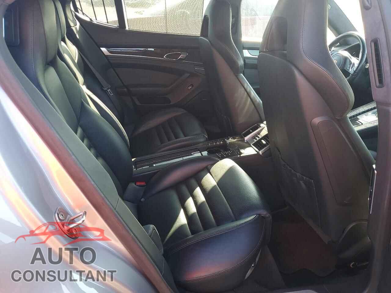 PORSCHE PANAMERA 2012 - WP0AC2A72CL091021