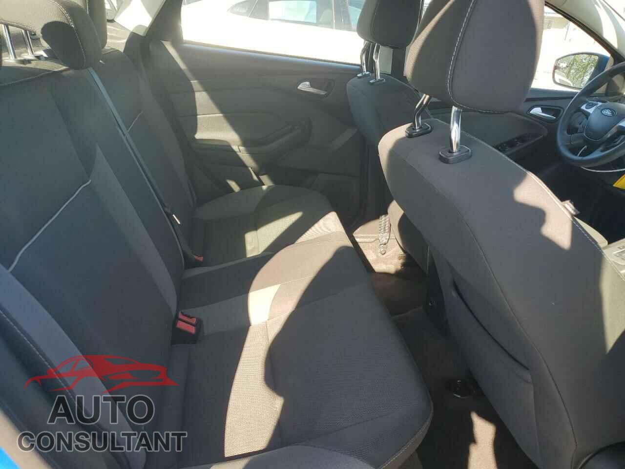 FORD FOCUS 2012 - 1FAHP3F22CL274270