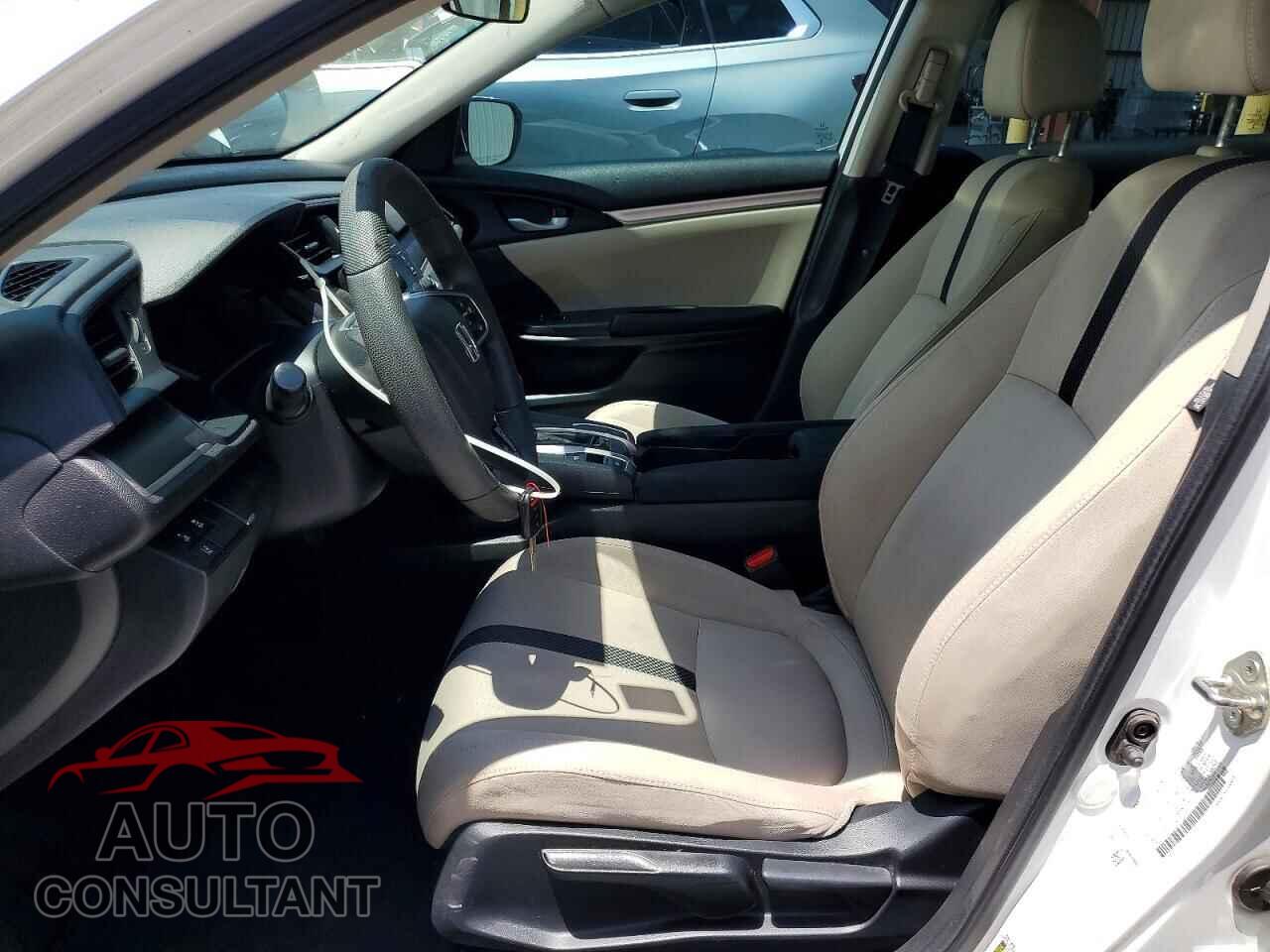 HONDA CIVIC 2019 - 2HGFC2F68KH570692