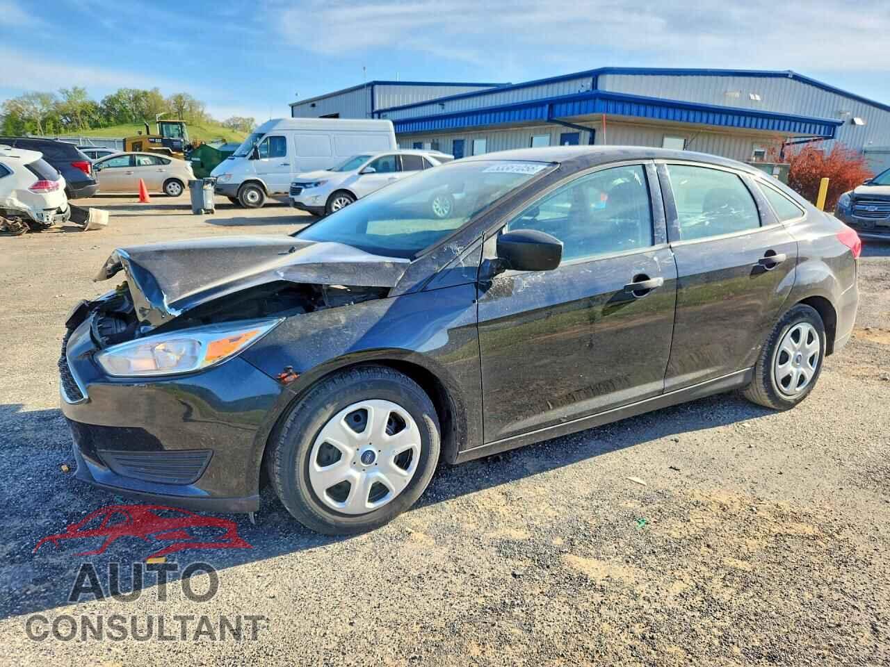 FORD FOCUS 2017 - 1FADP3E28HL239093