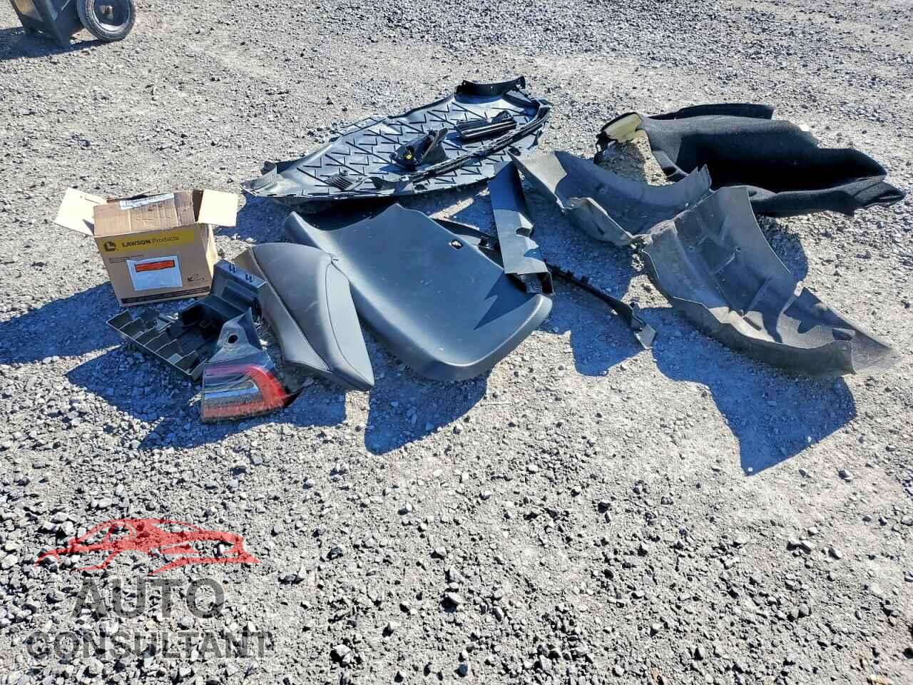 TESLA MODEL 3 2023 - LRW3E1FA7PC843168
