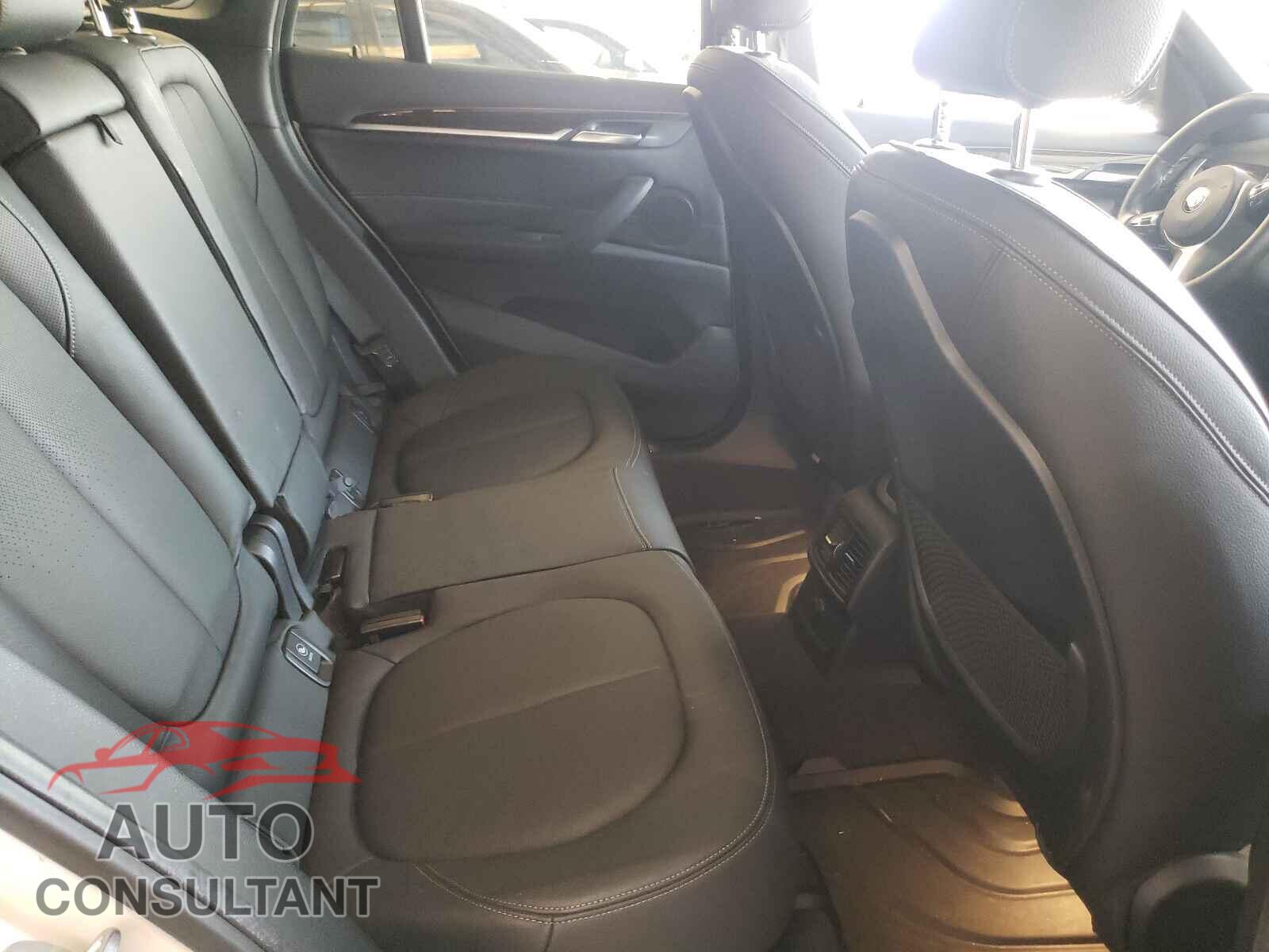 BMW X1 2017 - WBXHT3C36H5F72521