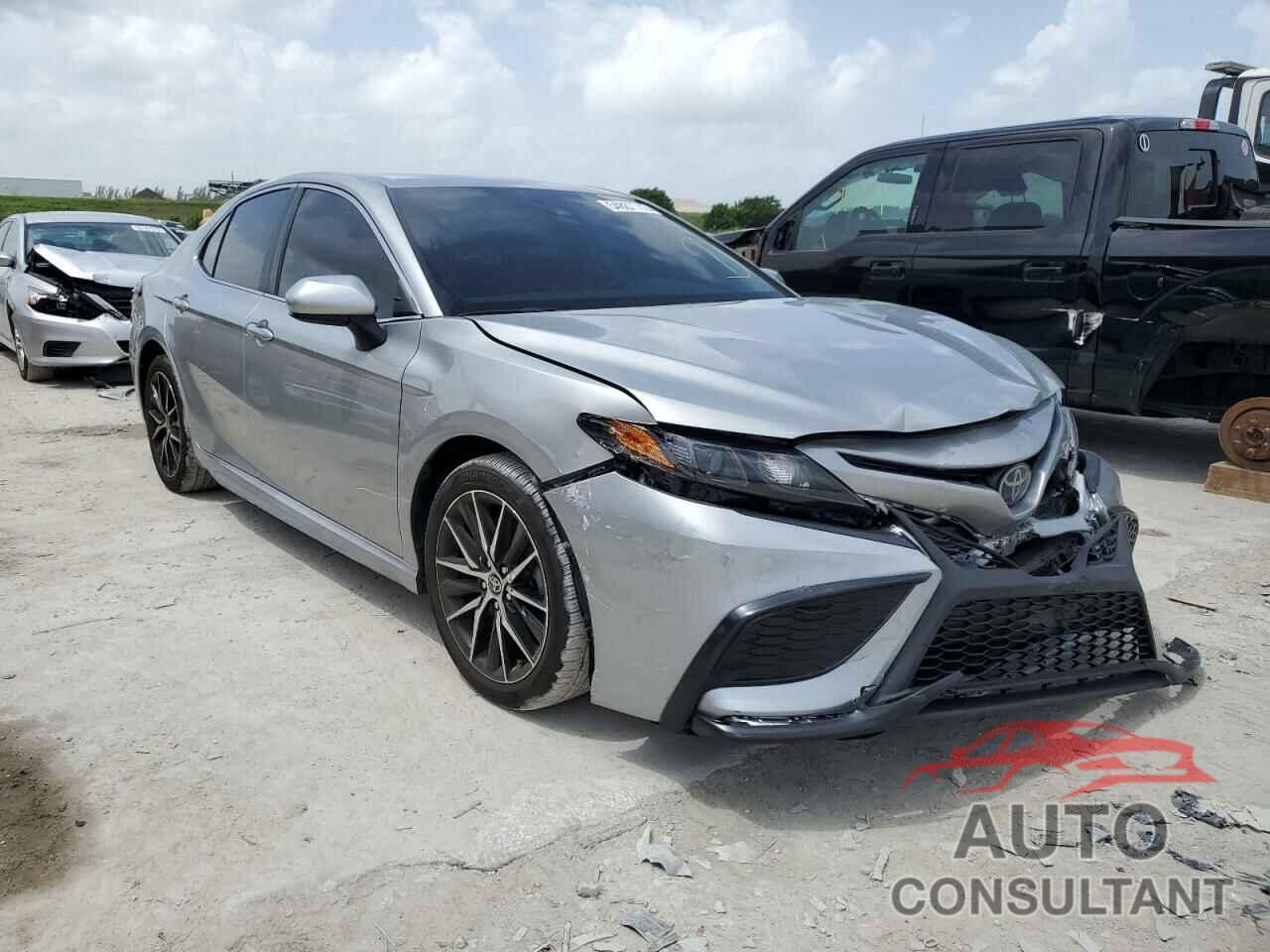 TOYOTA CAMRY 2021 - 4T1G11AK9MU478512