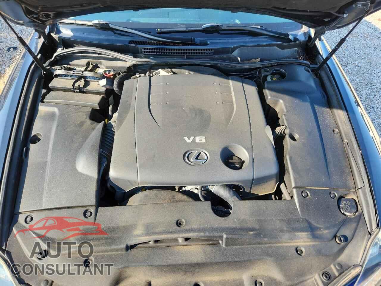LEXUS IS 2011 - JTHFF2C2XB2518849