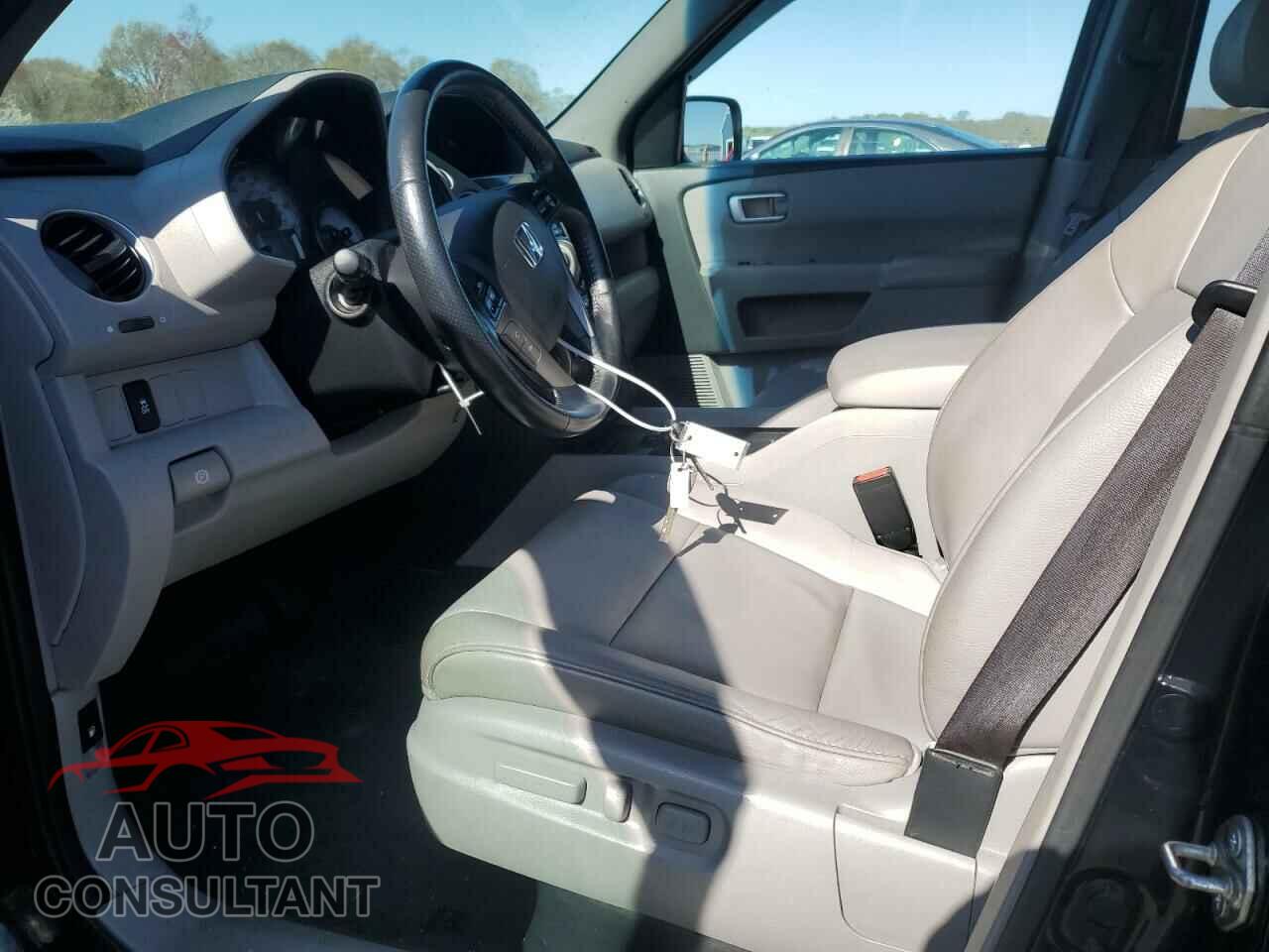 HONDA PILOT 2014 - 5FNYF4H53EB030417