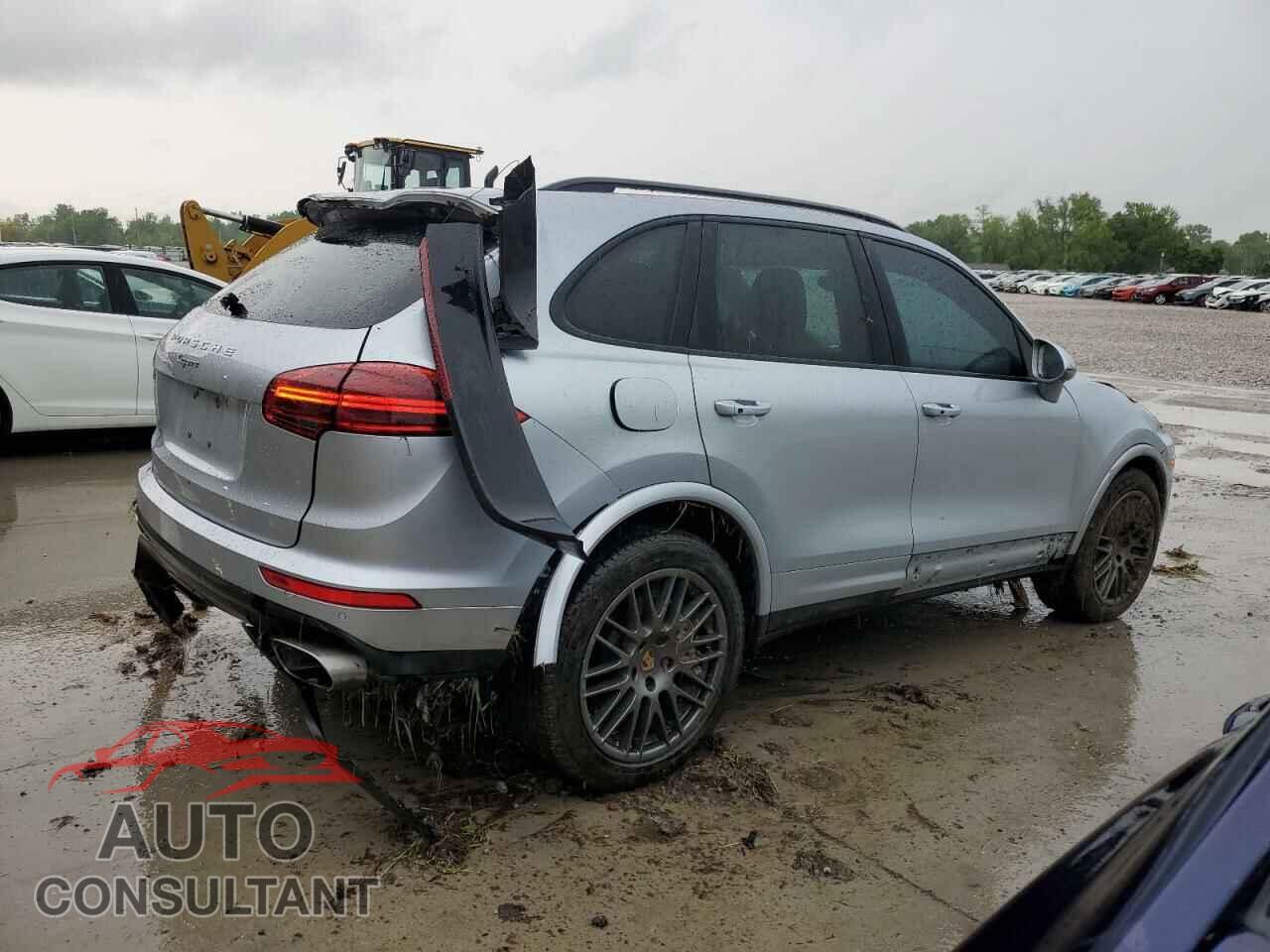PORSCHE CAYENNE 2017 - WP1AA2A2XHKA84260