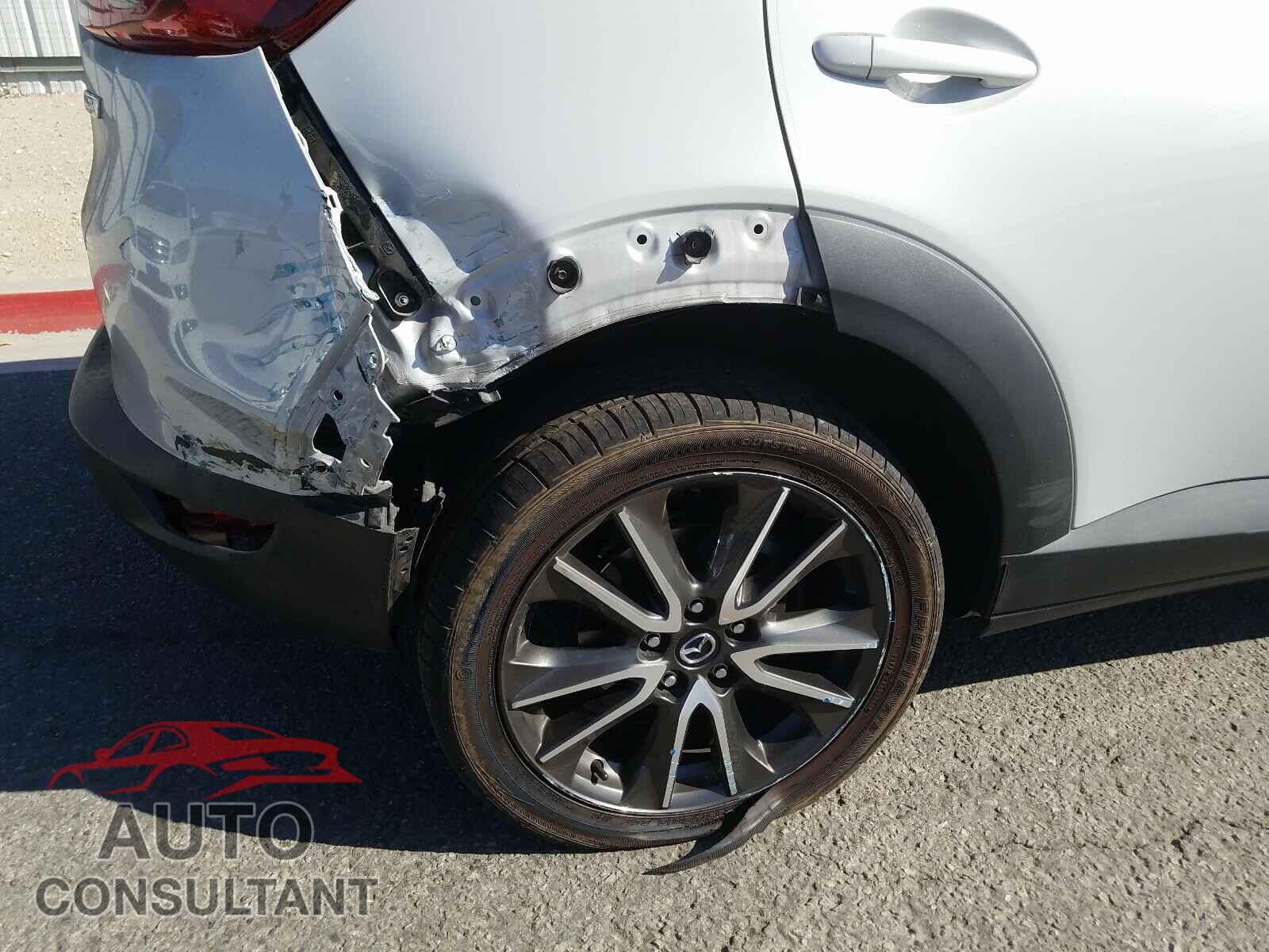 MAZDA CX-3 2017 - JM1DKDC76H0150461
