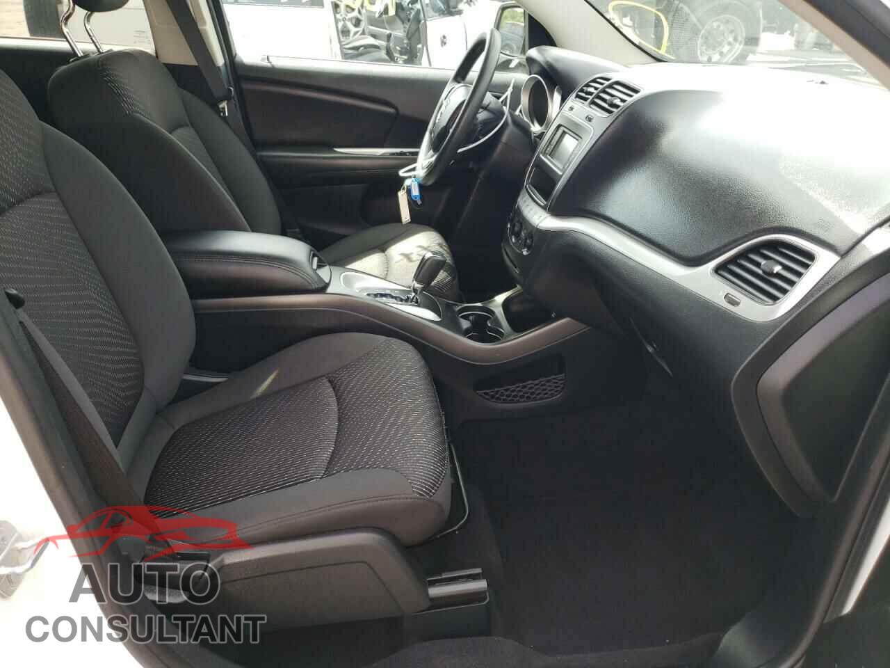 DODGE JOURNEY 2017 - 3C4PDCAB7HT560066