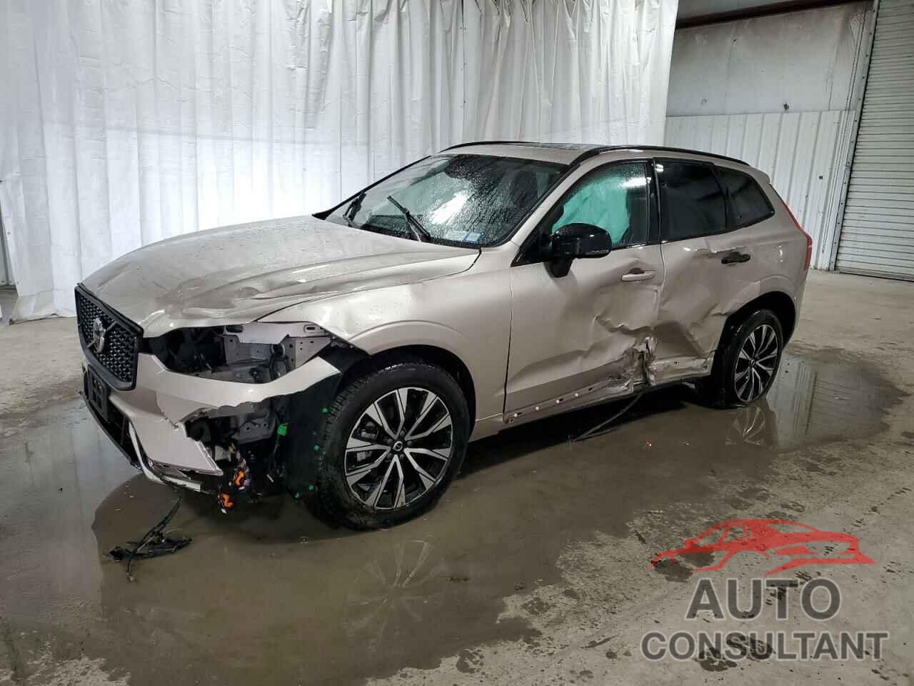 VOLVO XC60 PLUS 2025 - YV4M12RC7S1092936