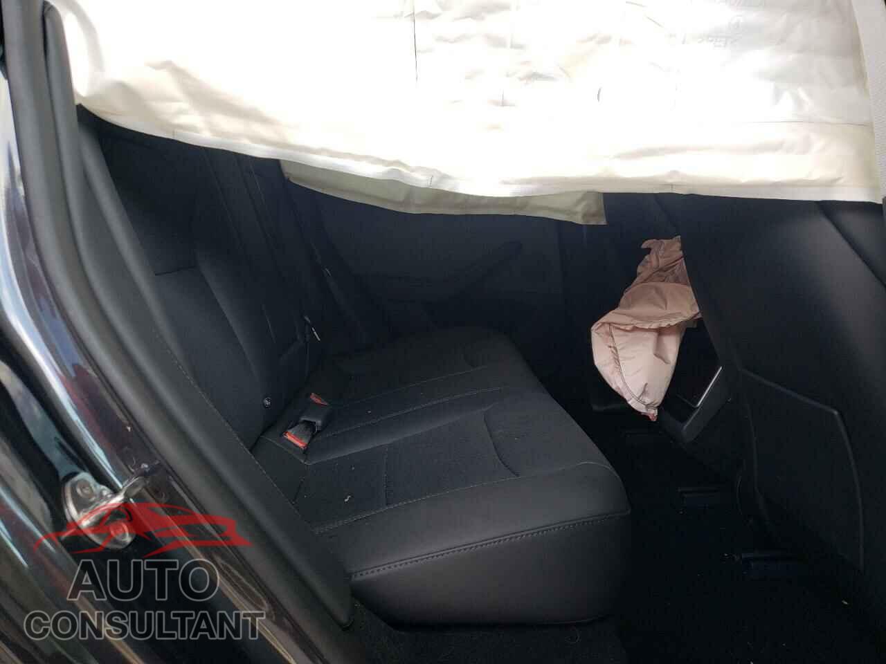 TESLA MODEL 3 2024 - 5YJ3E1EA7RF731254