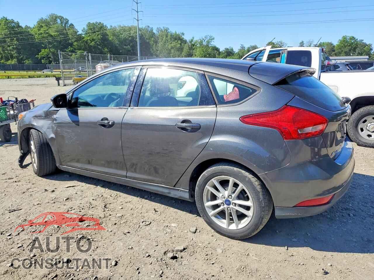 FORD FOCUS 2015 - 1FADP3K26FL222777