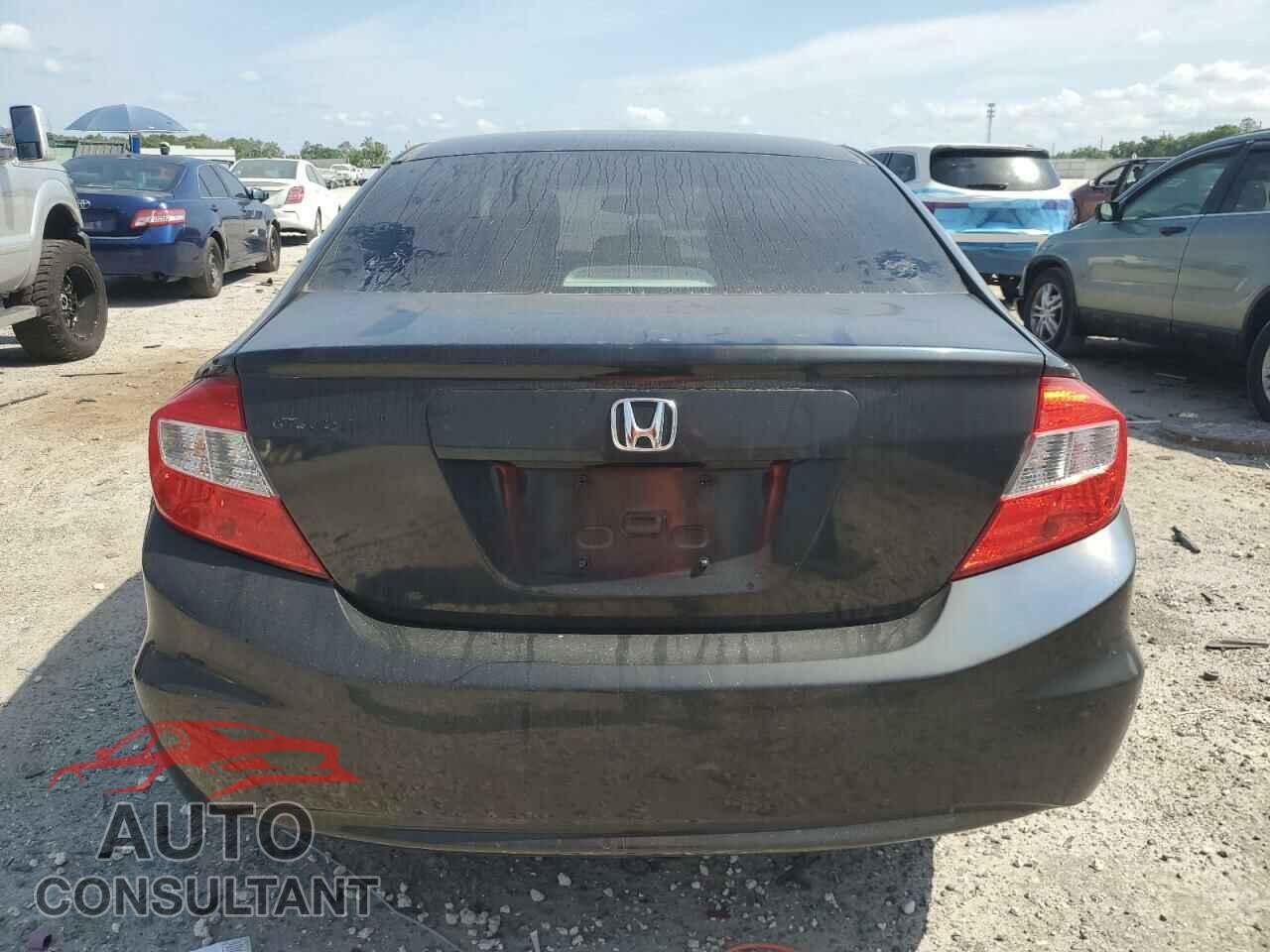 HONDA CIVIC 2012 - 2HGFB2F53CH569249