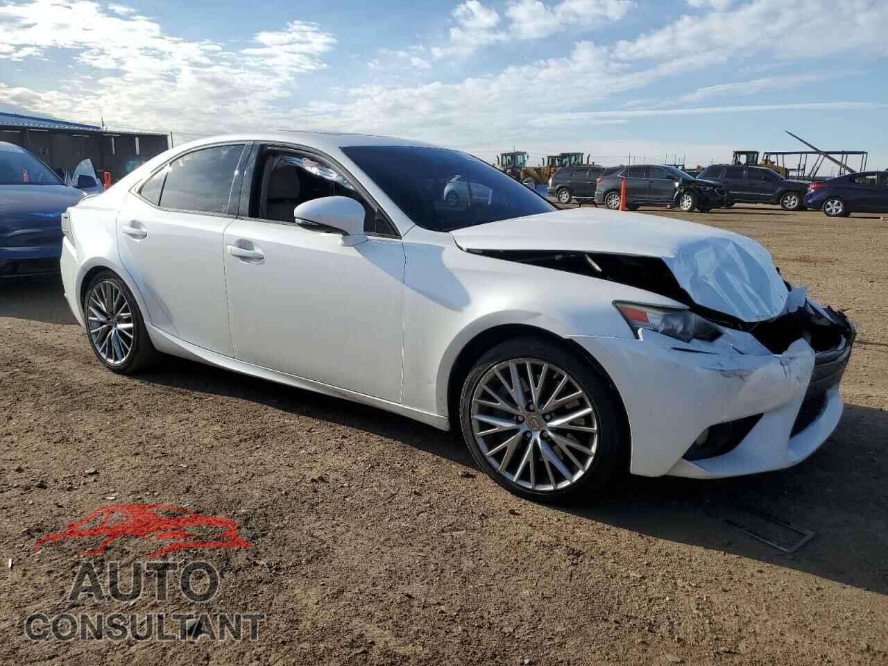LEXUS IS 2014 - JTHCE1D27E5001302