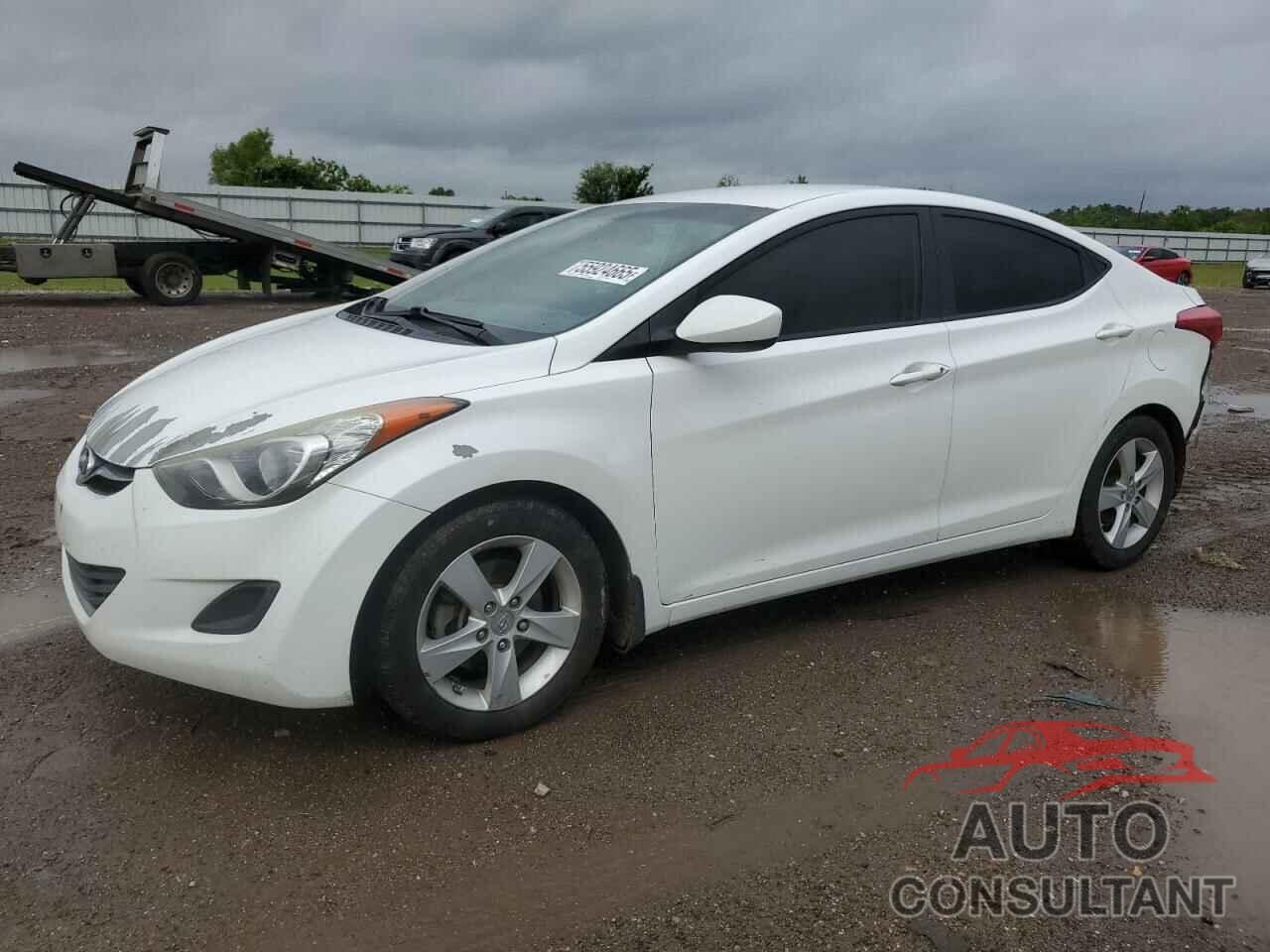 HYUNDAI ELANTRA 2013 - 5NPDH4AE2DH406754