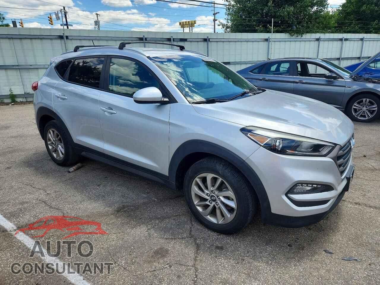 HYUNDAI TUCSON 2016 - KM8J3CA40GU252876