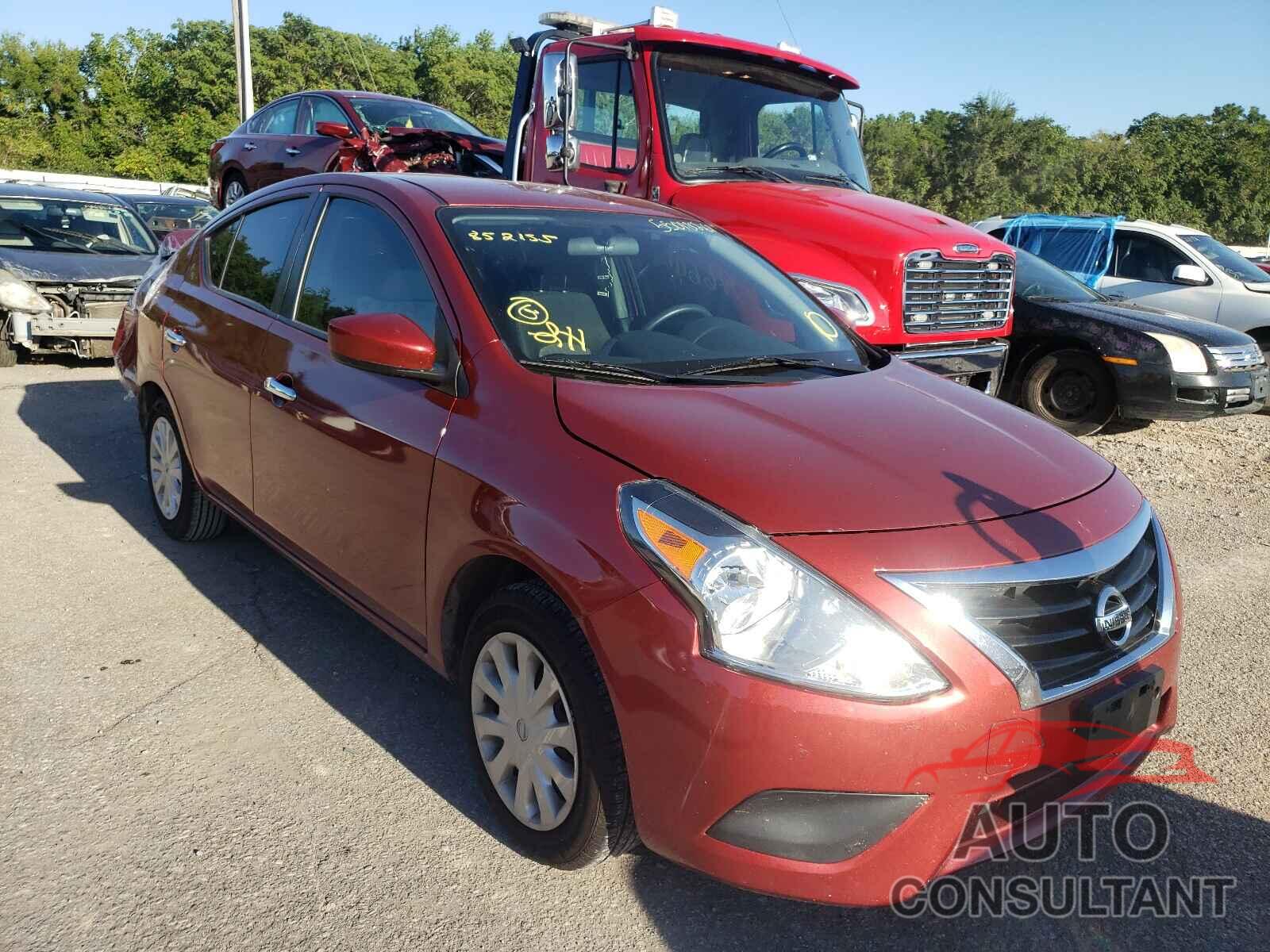 NISSAN VERSA 2019 - 3N1CN7AP8KL852155