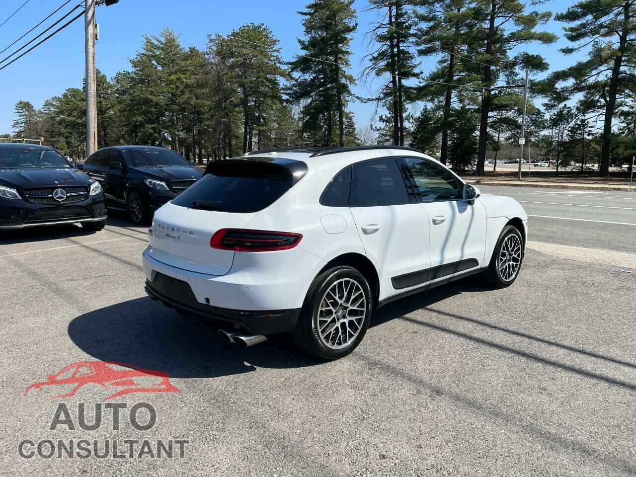 PORSCHE MACAN 2018 - WP1AB2A56JLB31226