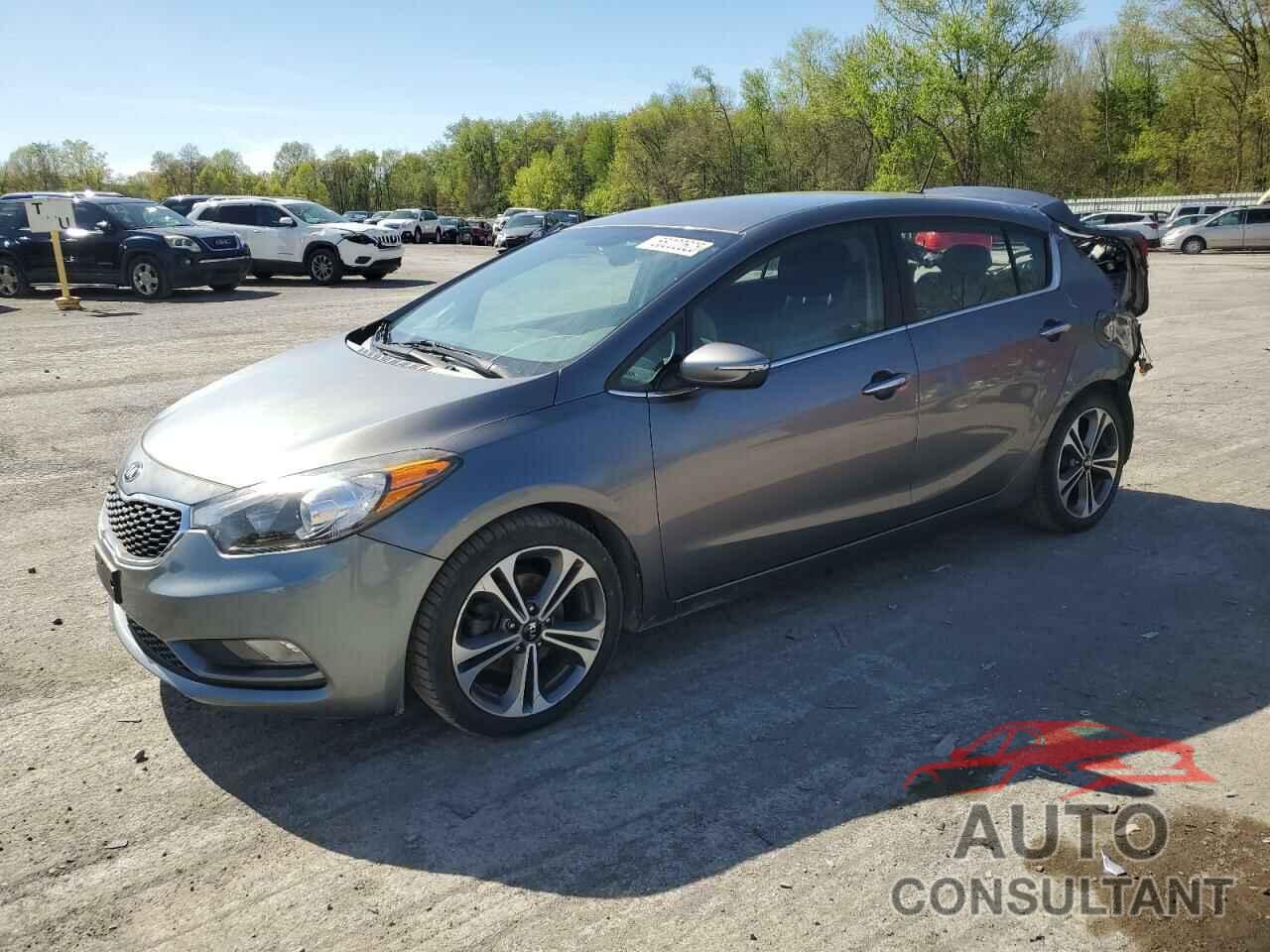 KIA FORTE 2016 - KNAFX5A83G5627809