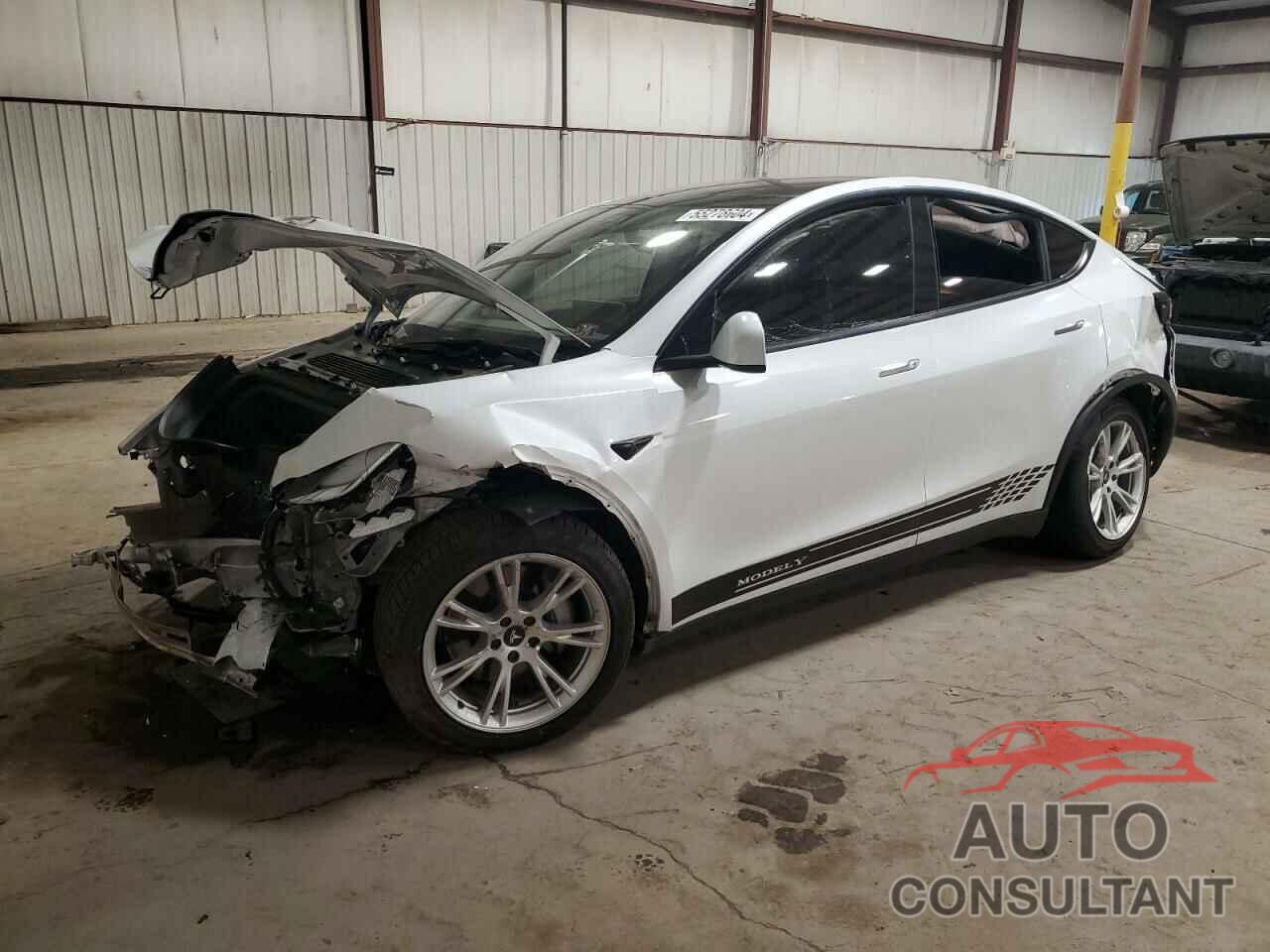 TESLA MODEL Y 2022 - 7SAYGDEE7NF317800