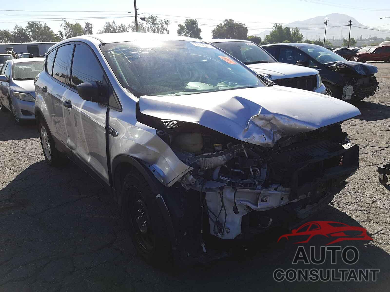 FORD ESCAPE 2017 - 1FMCU0F74HUD59440