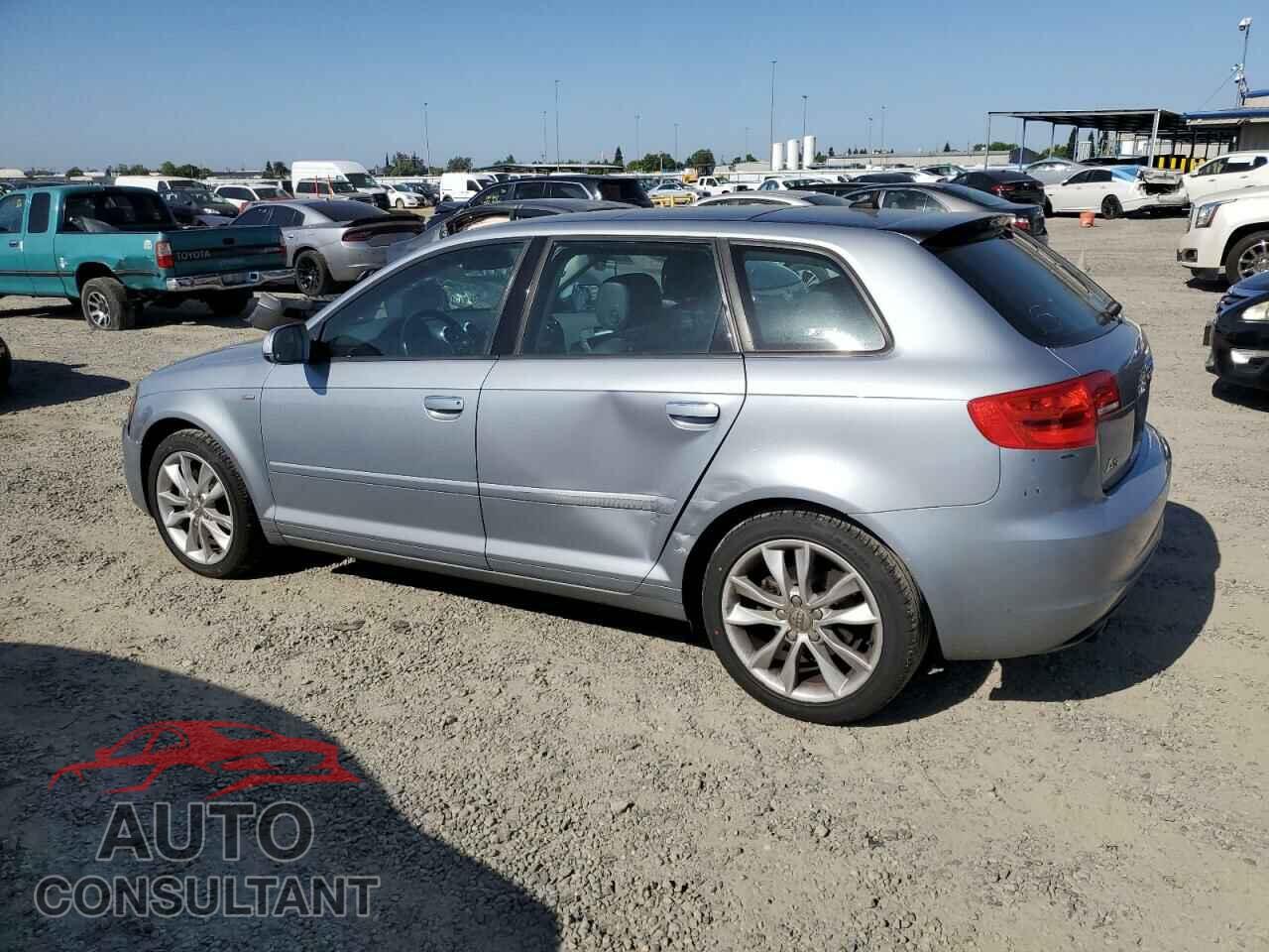 AUDI A3 2012 - WAUBEAFM4CA106702