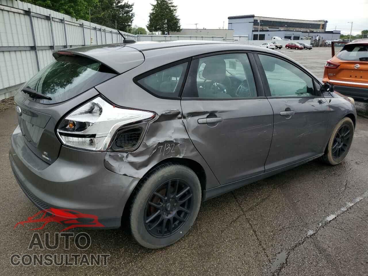 FORD FOCUS 2012 - 1FAHP3K26CL290252