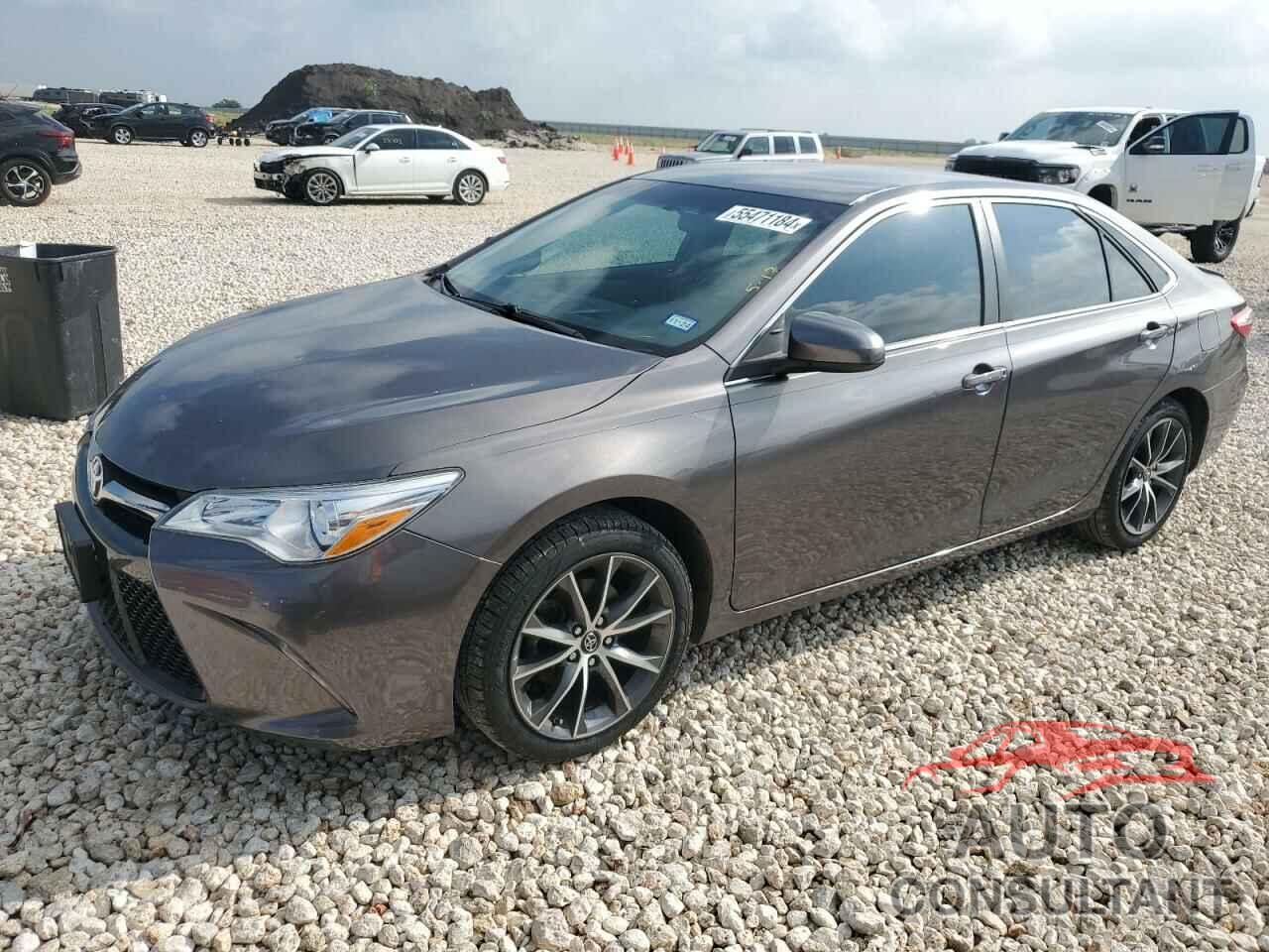 TOYOTA CAMRY 2016 - 4T4BF1FK1GR566209