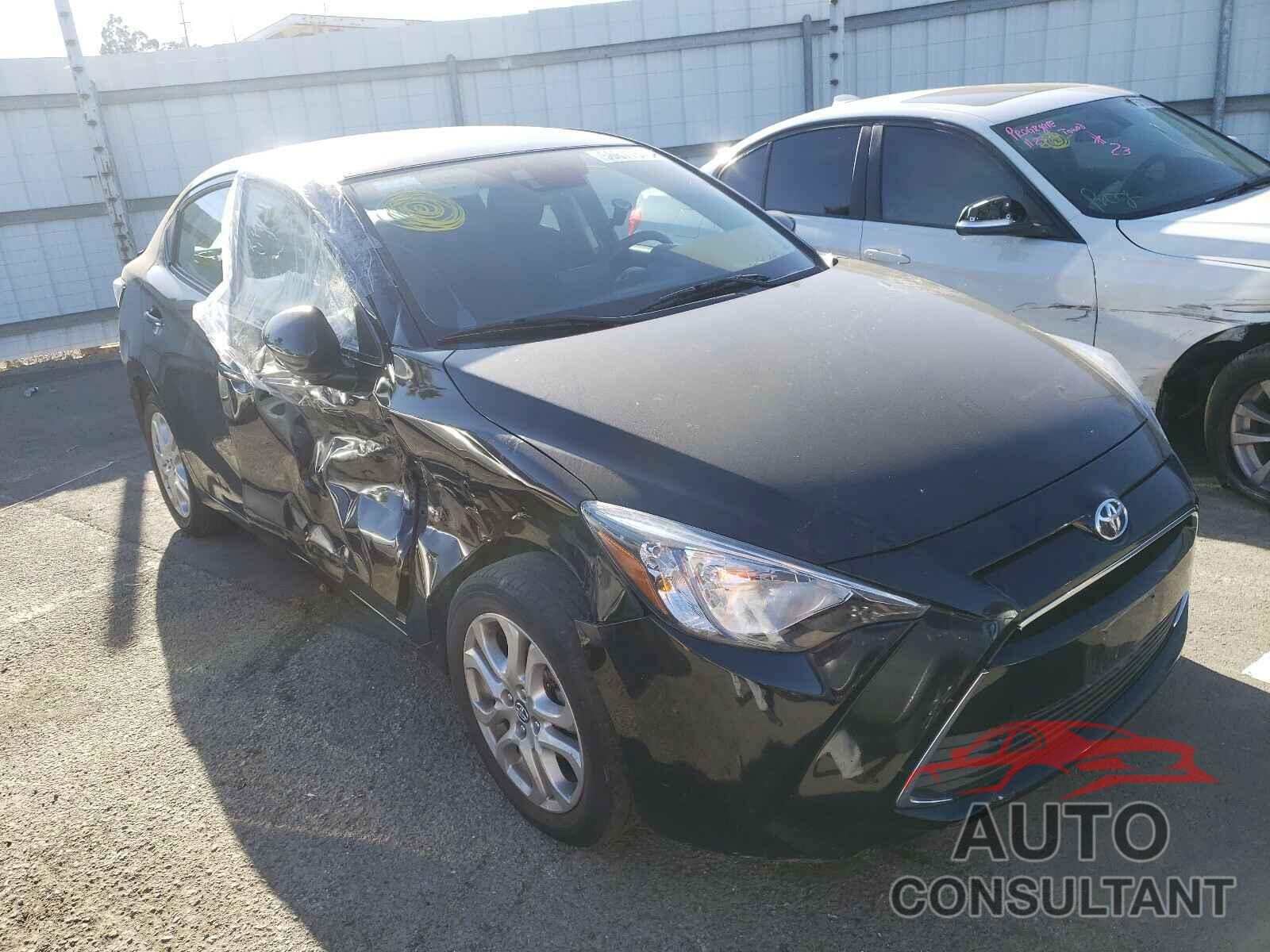 TOYOTA YARIS 2018 - 3MYDLBYV1JY310493