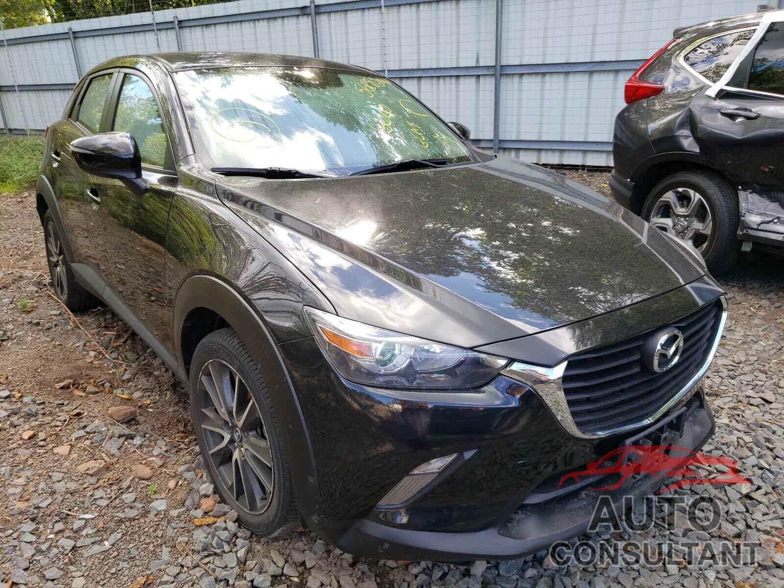 MAZDA CX-3 2017 - JM1DKFC73H0162711