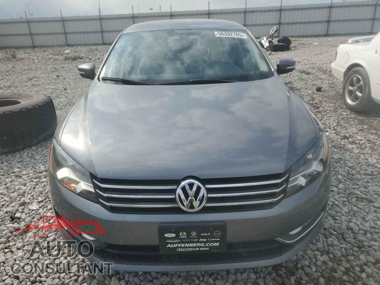 VOLKSWAGEN PASSAT 2015 - 1VWAS7A31FC120815