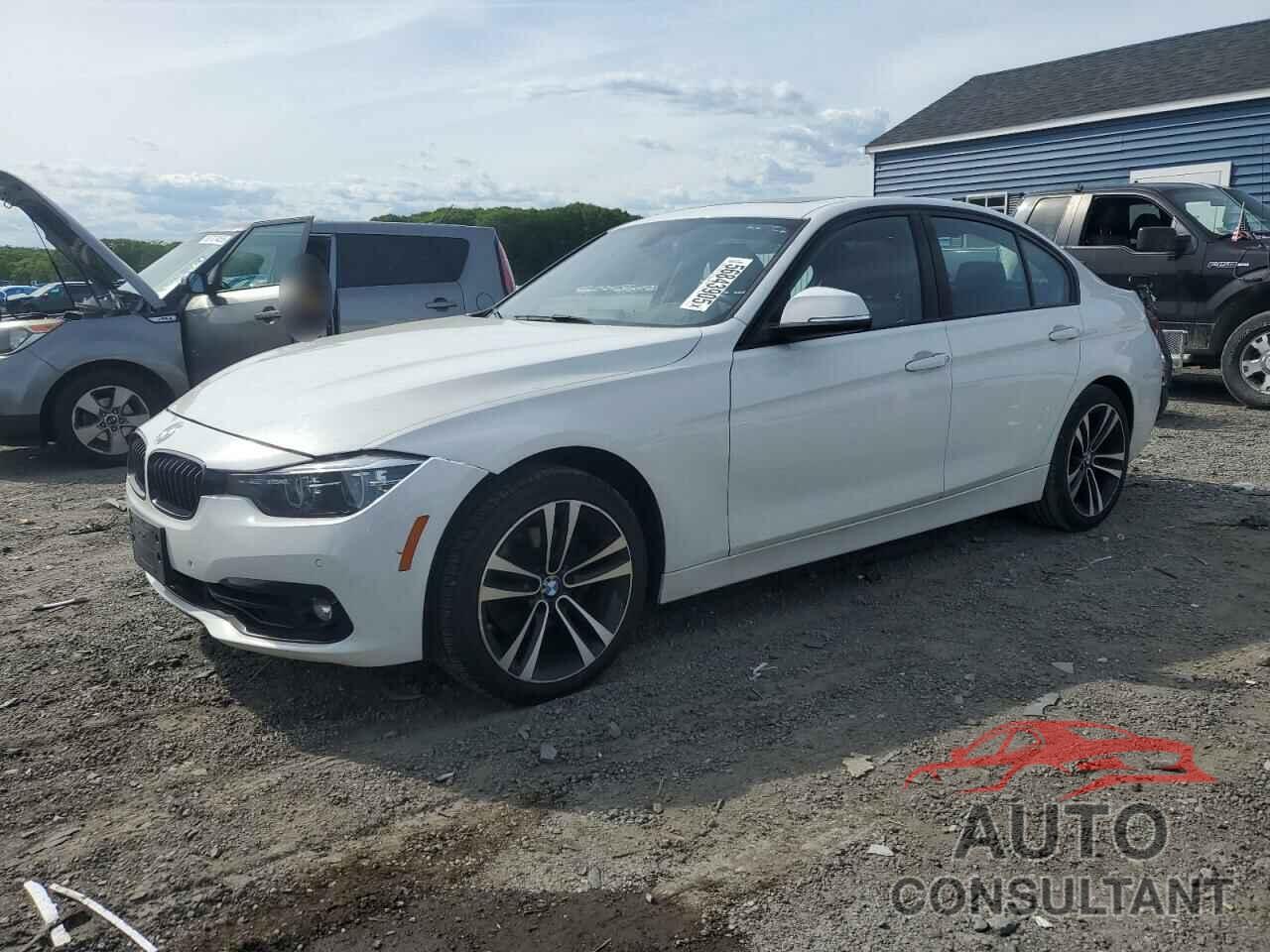 BMW 3 SERIES 2018 - WBA8D9G52JNU68116