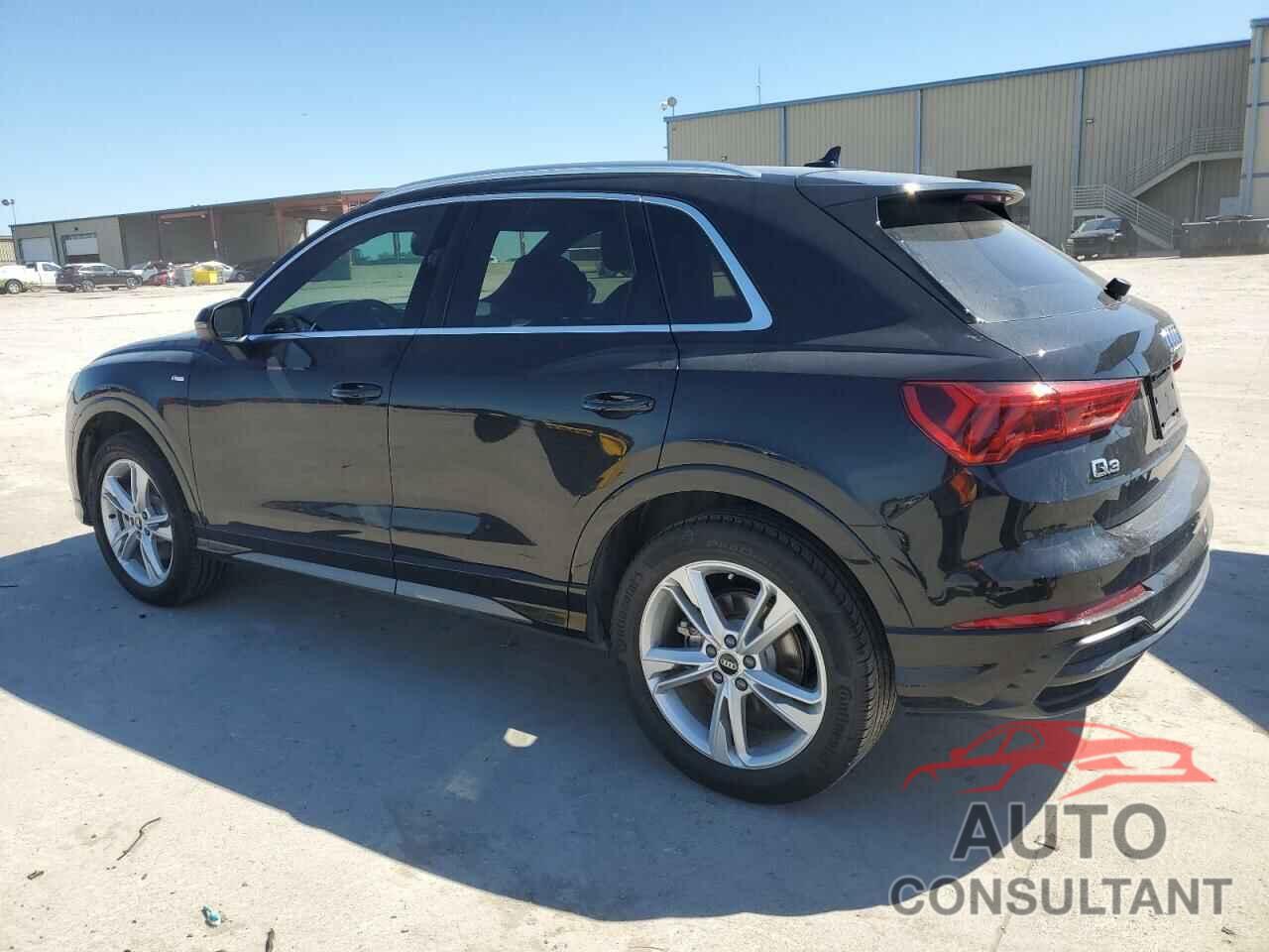 AUDI Q3 2022 - WA1DECF34N1142630