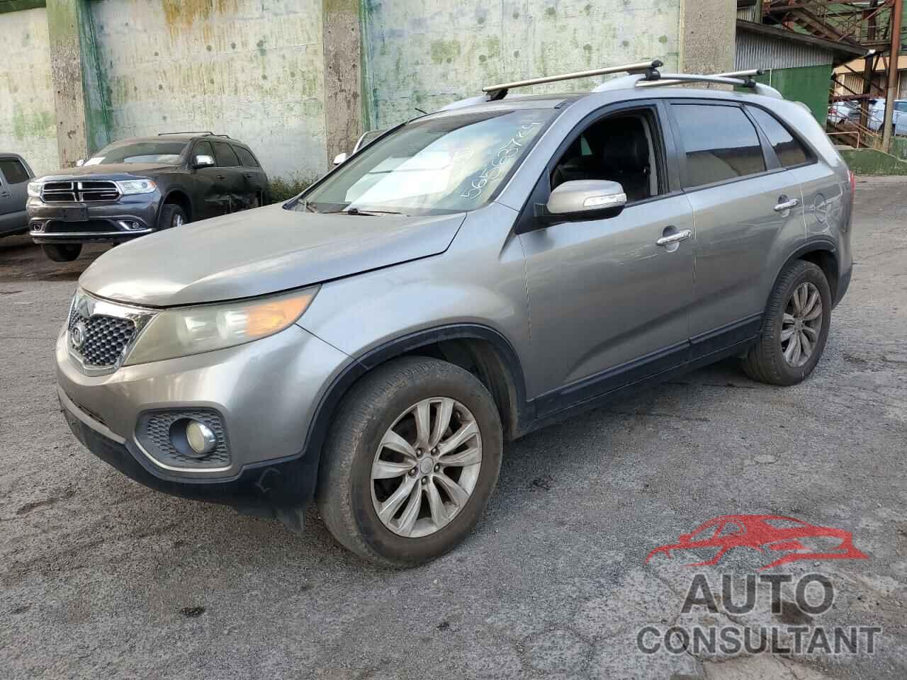 KIA SORENTO 2011 - 5XYKU4A29BG022757