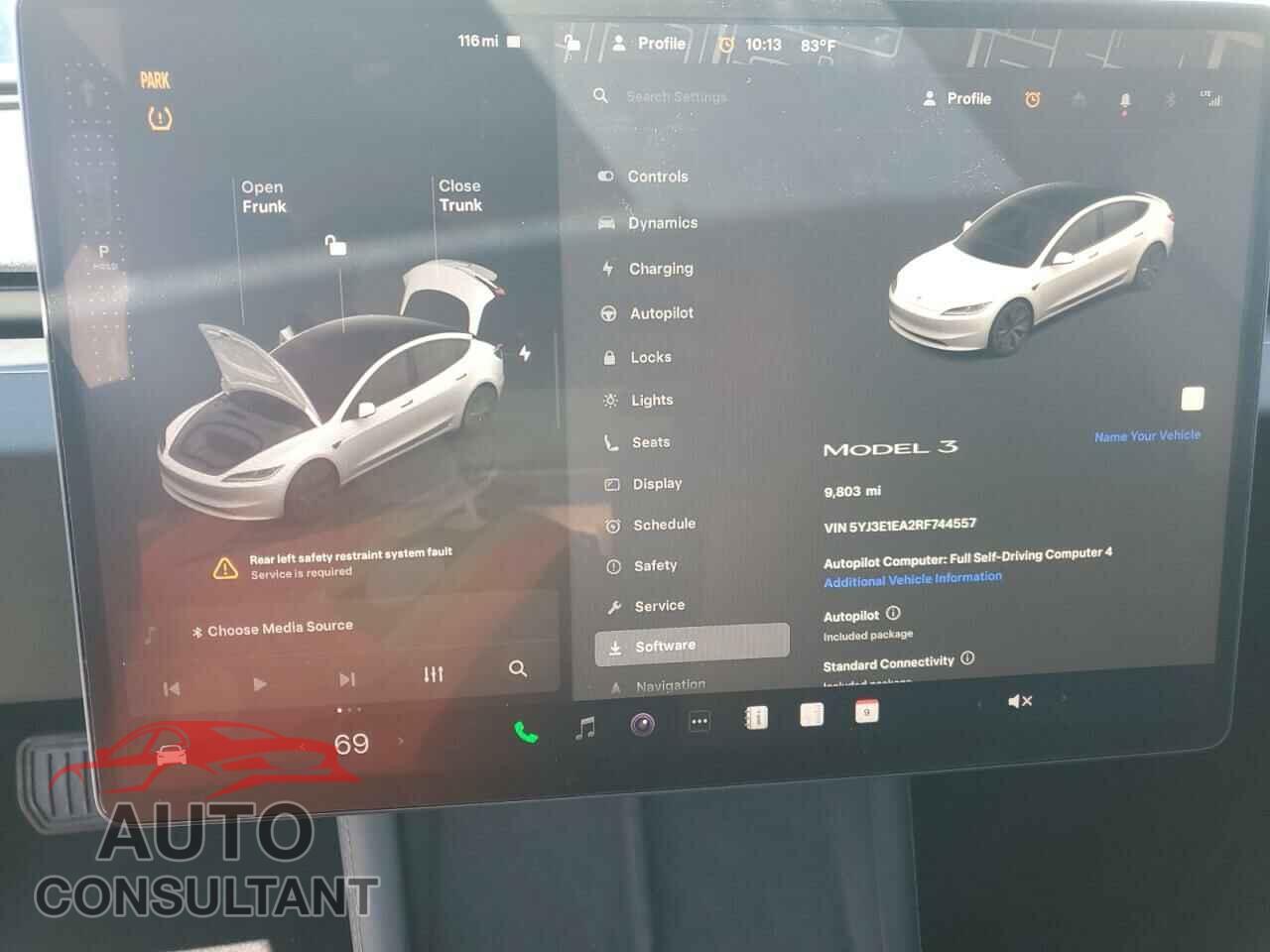 TESLA MODEL 3 2024 - 5YJ3E1EA2RF744557