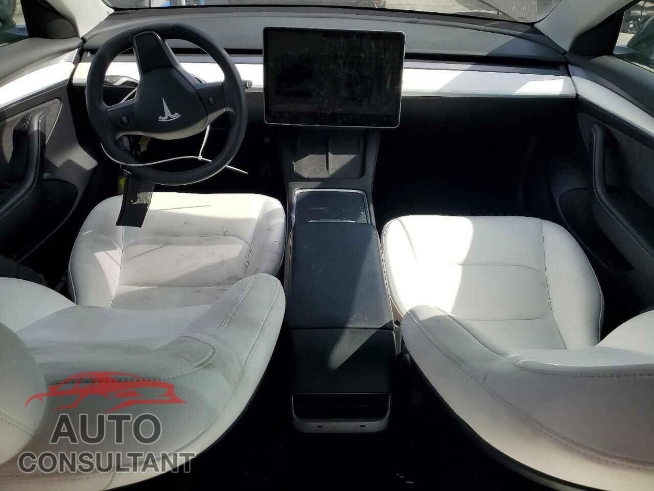 TESLA MODEL 3 2023 - 5YJ3E1EA5PF552045