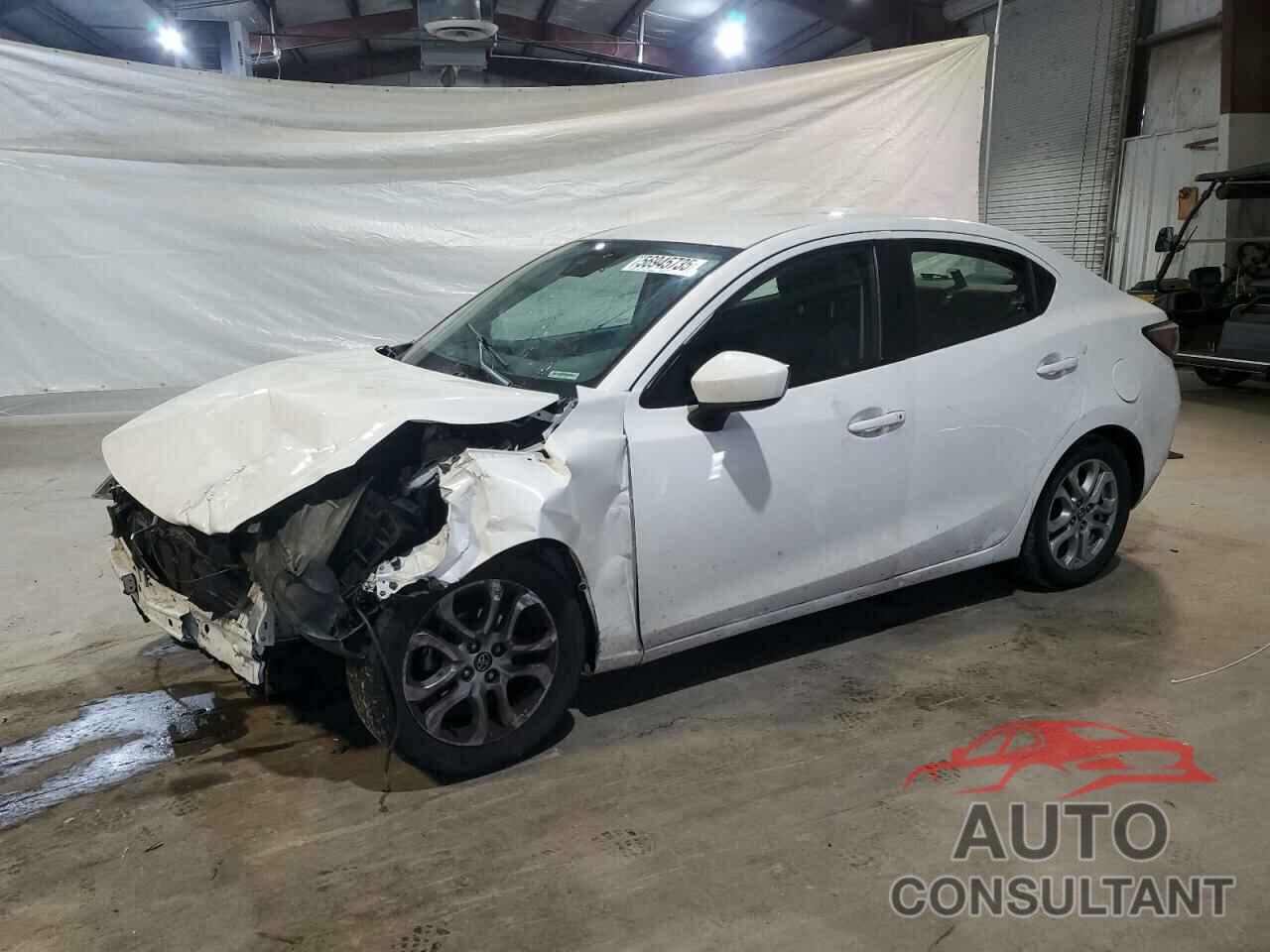 TOYOTA YARIS 2017 - 3MYDLBYV2HY183750