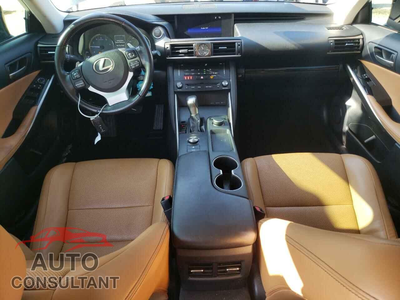 LEXUS IS 2018 - JTHBA1D20J5064470